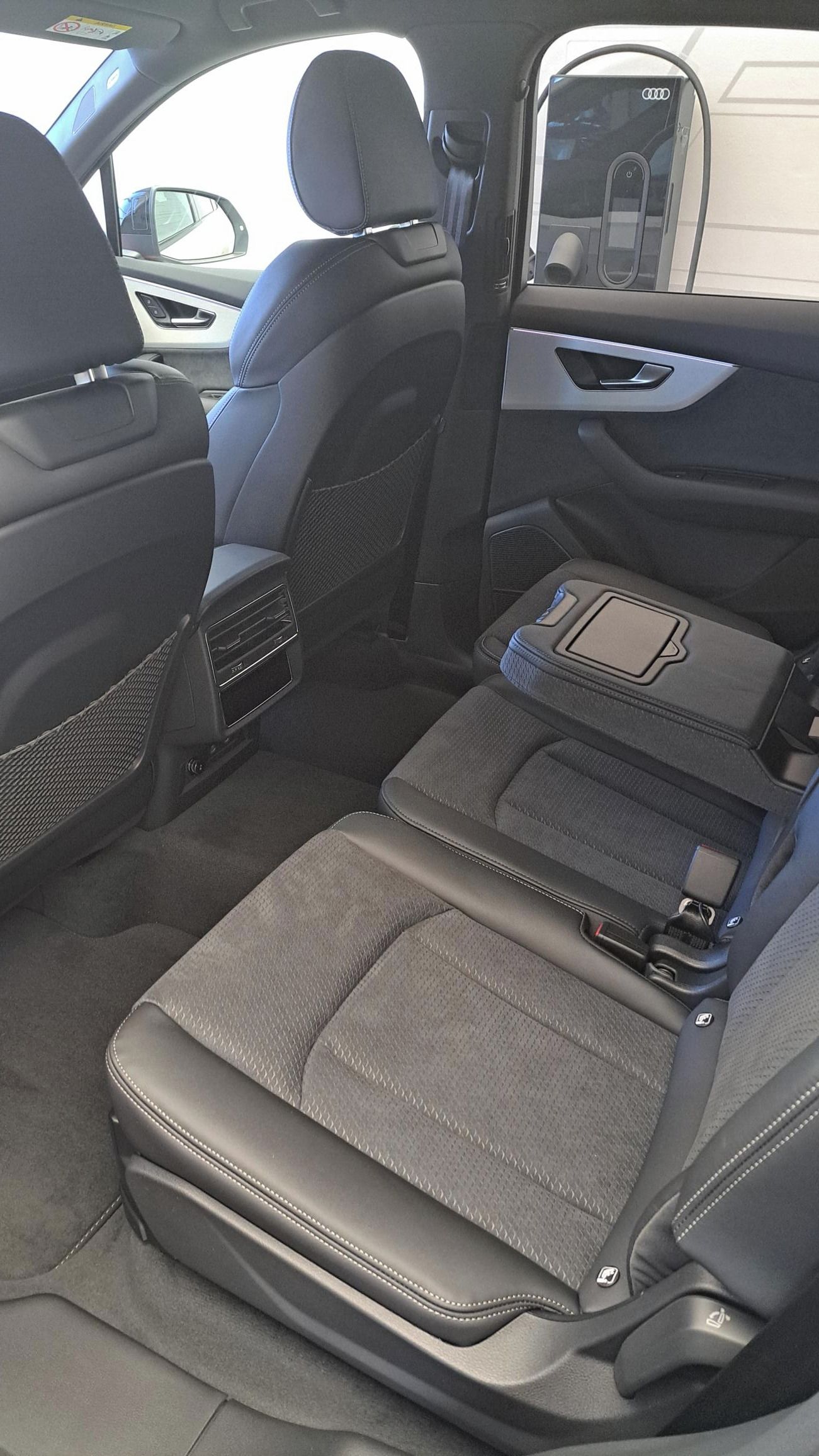 Audi Q7, Audi Q7 SUV S line TDI quattro - fotka 5