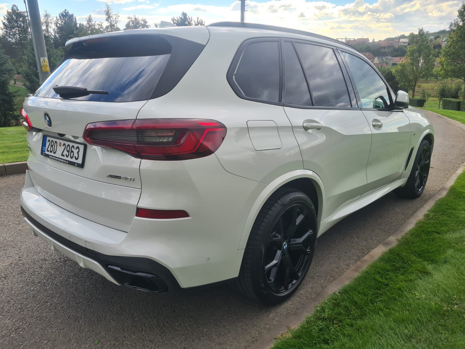 BMW X5, 4.0 i XDRIVE ČR - fotka 4