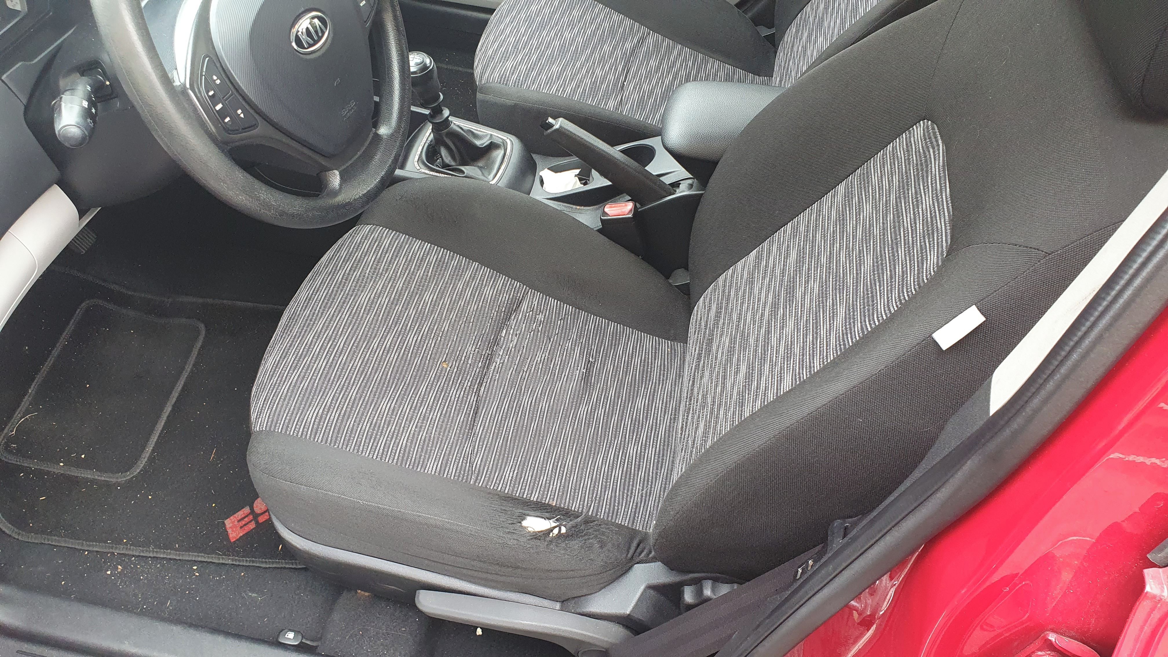 Kia Cee´d, 1.4 s tažným - fotka 5