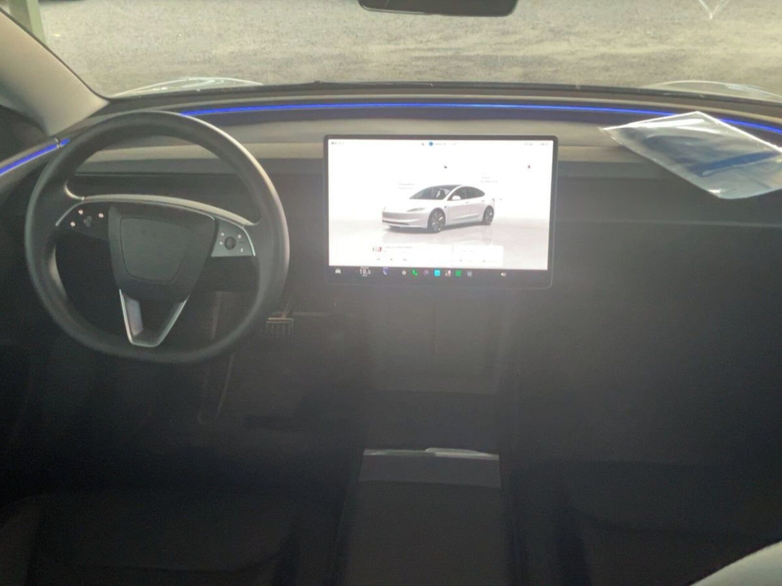 Tesla Model 3, Standard Range 60kWh - fotka 3