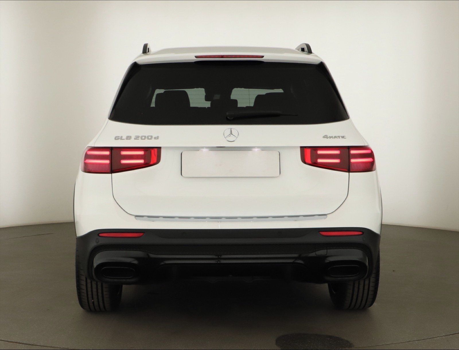 Mercedes-Benz GLB, GLB 200 d 4MATIC, AMG line - fotka 4