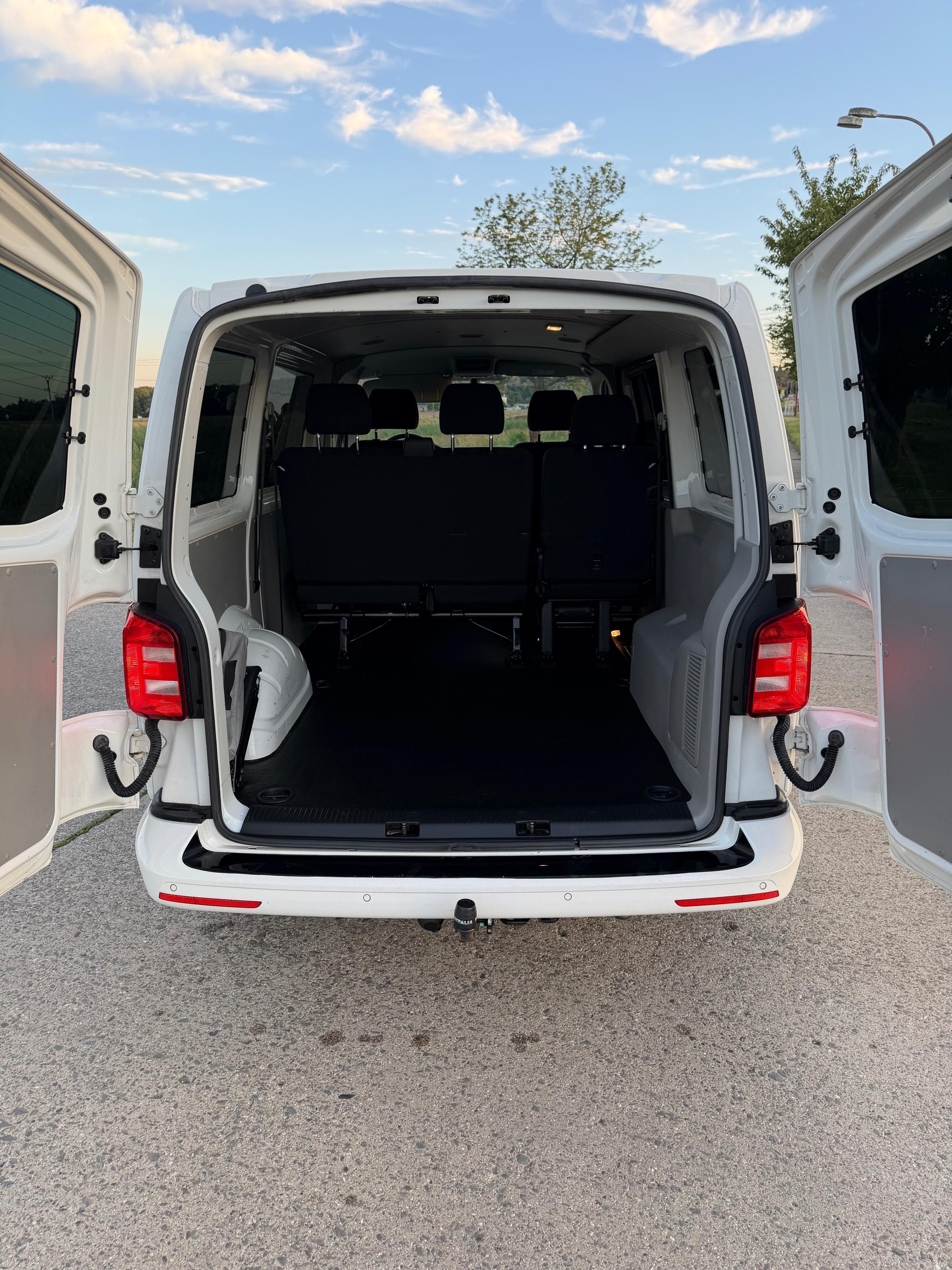 Volkswagen Transporter, Volkswagen T6 2.0 BiTDI DSG 4m - fotka 5