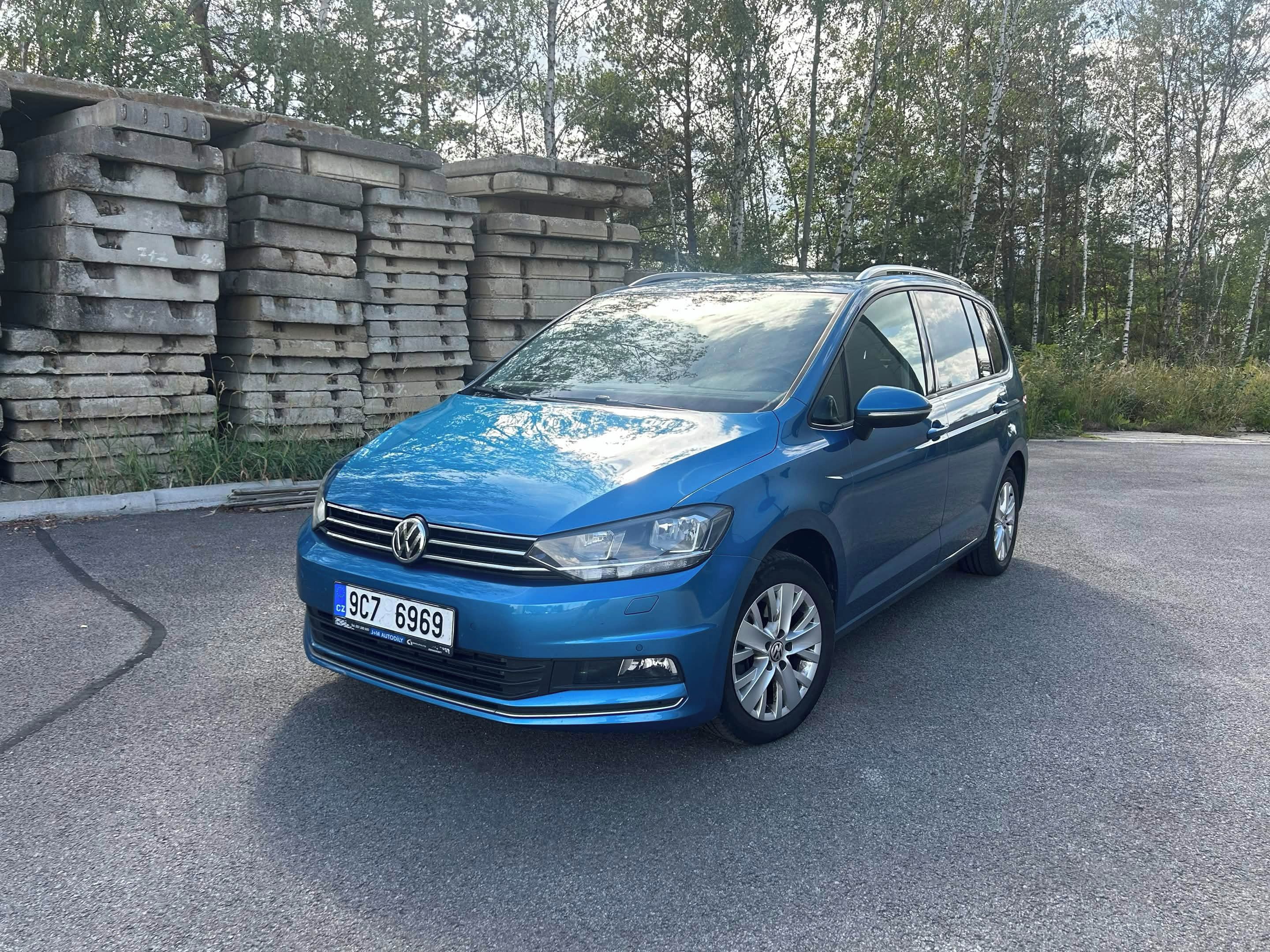 Volkswagen Touran, *1.6 TDI* *85 KW* 7 MÍST*