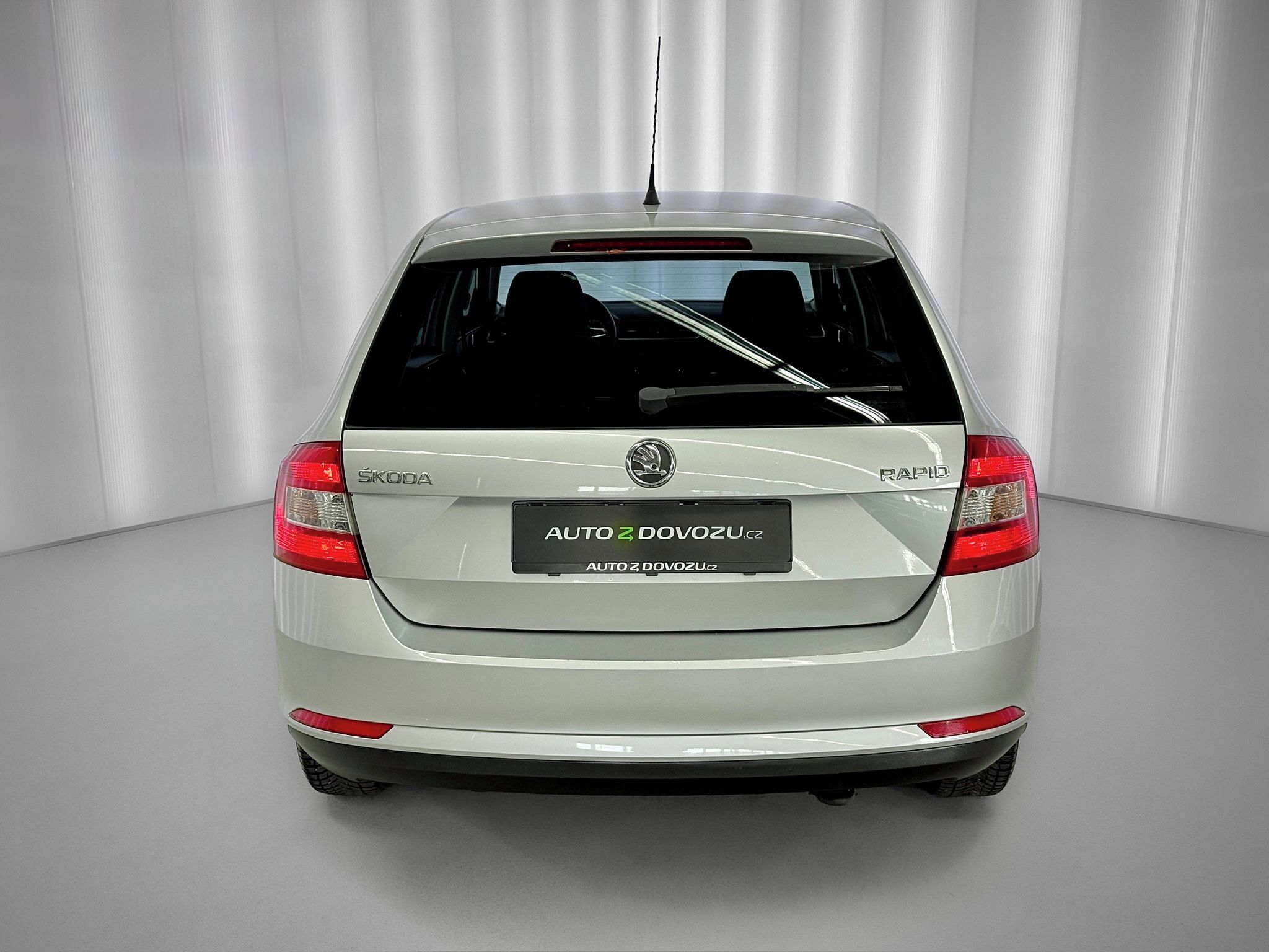 Škoda Rapid, 1.2 TSI SPACEBACK AMBITION FRE - fotka 5