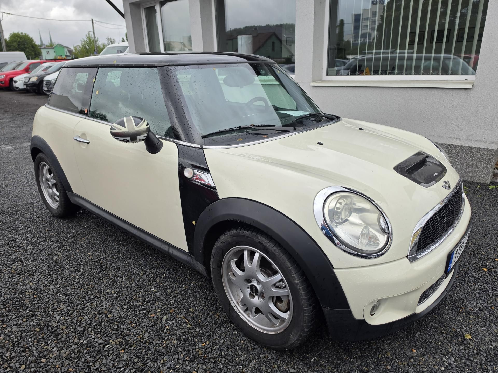 Mini Cooper S, 1.6 128Kw Xenon Harman