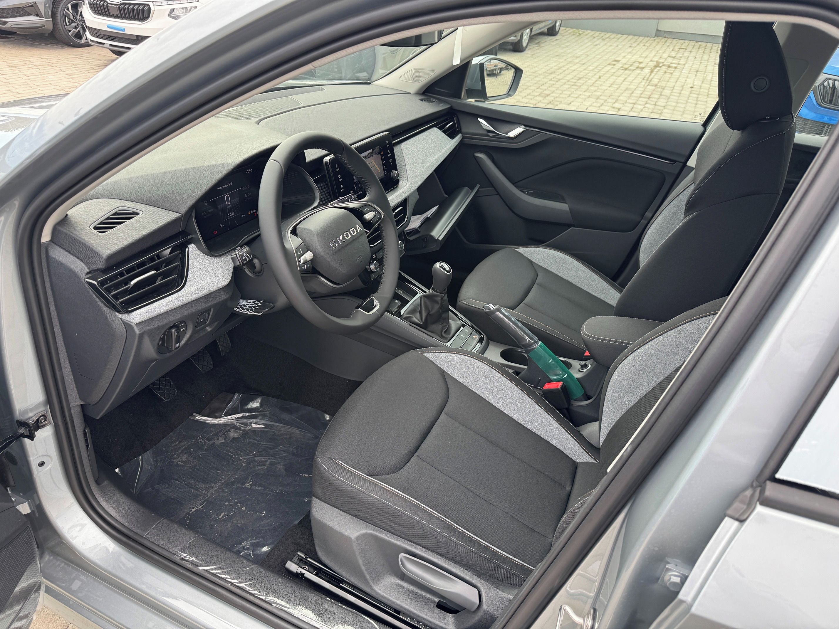 Škoda Kamiq, Classic 1.0 TSI 85 KW - fotka 4