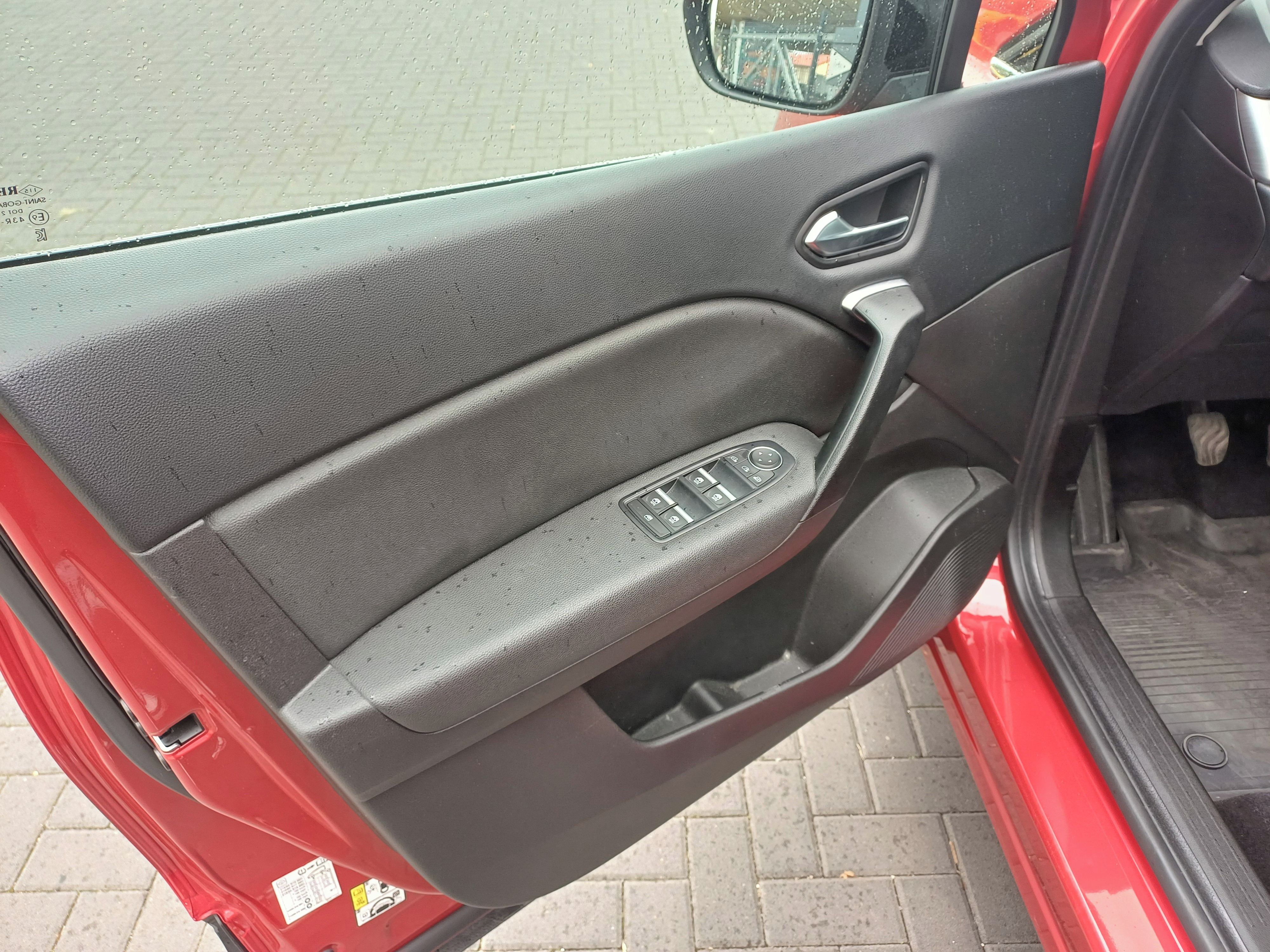 Renault Captur, Intens TCe 130 GPF - fotka 5
