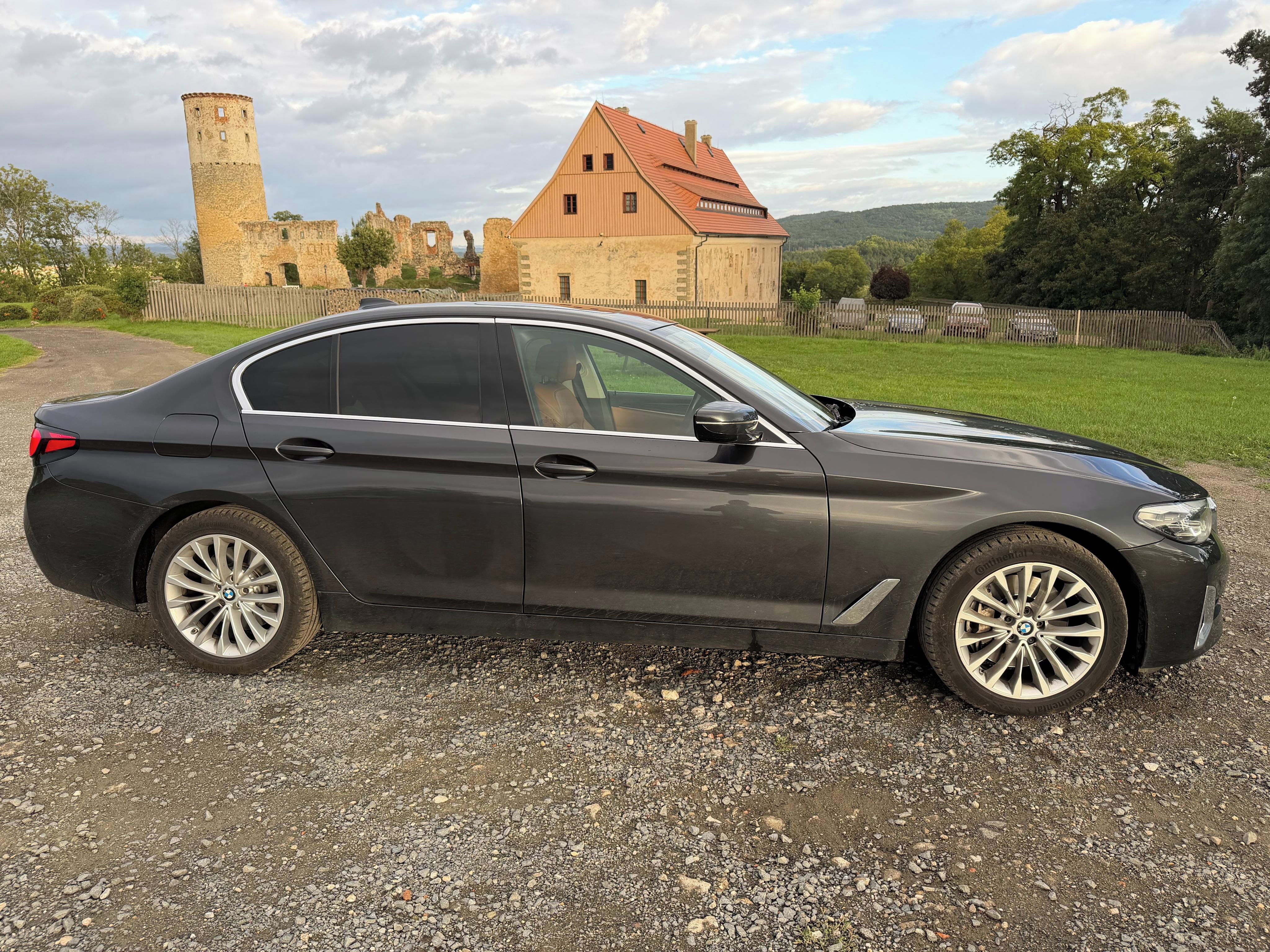 BMW Řada 5, 530d xDrive G30 LCI | 286PS | - fotka 3