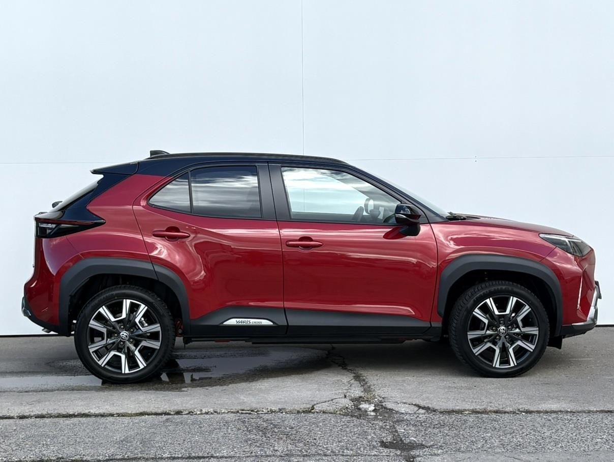 Toyota Yaris Cross, 1.5 HSD 130k e-CVT AWD Executi