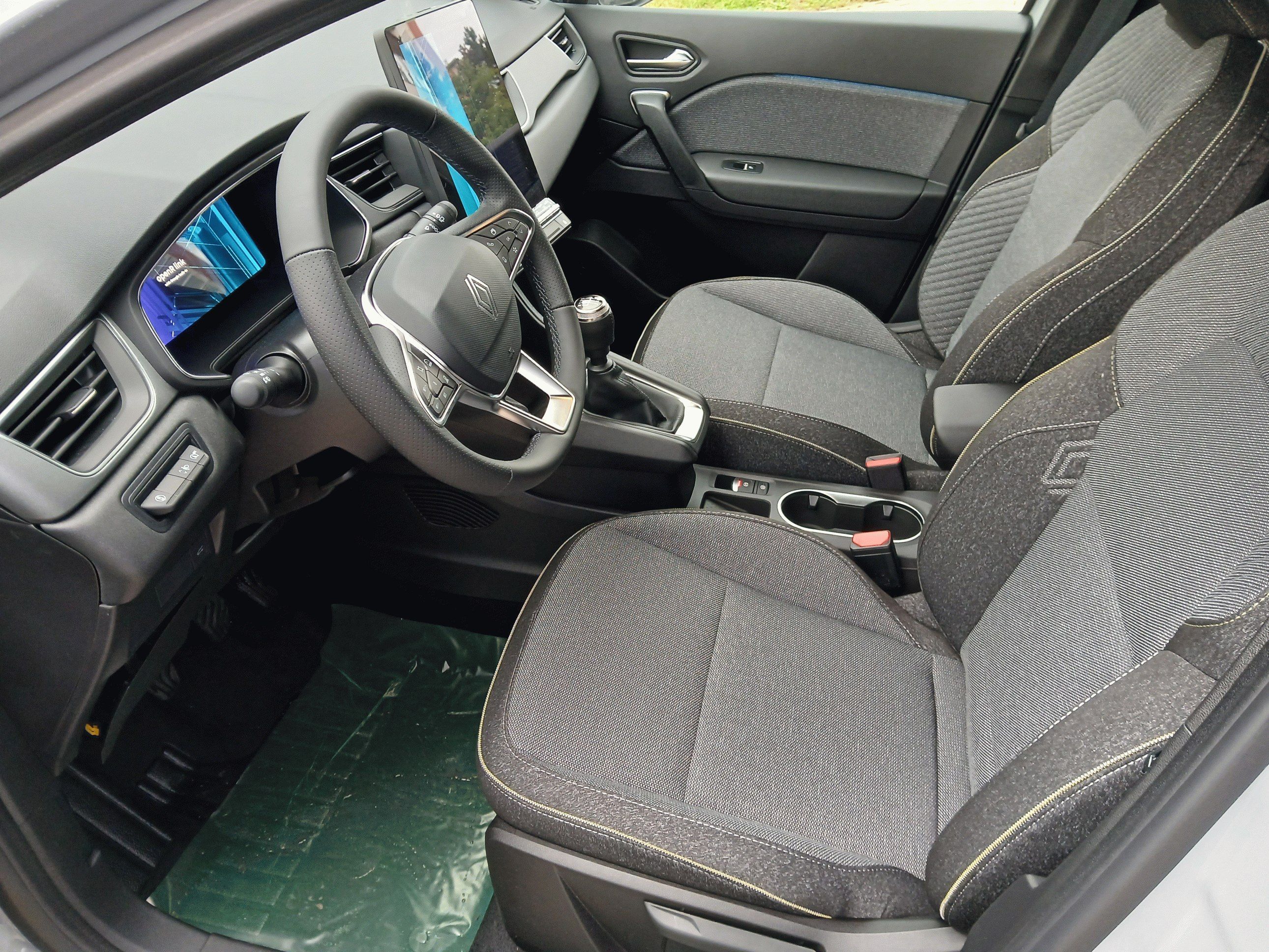 Renault Symbioz, techno milf hybrid 140 pobočka - fotka 5