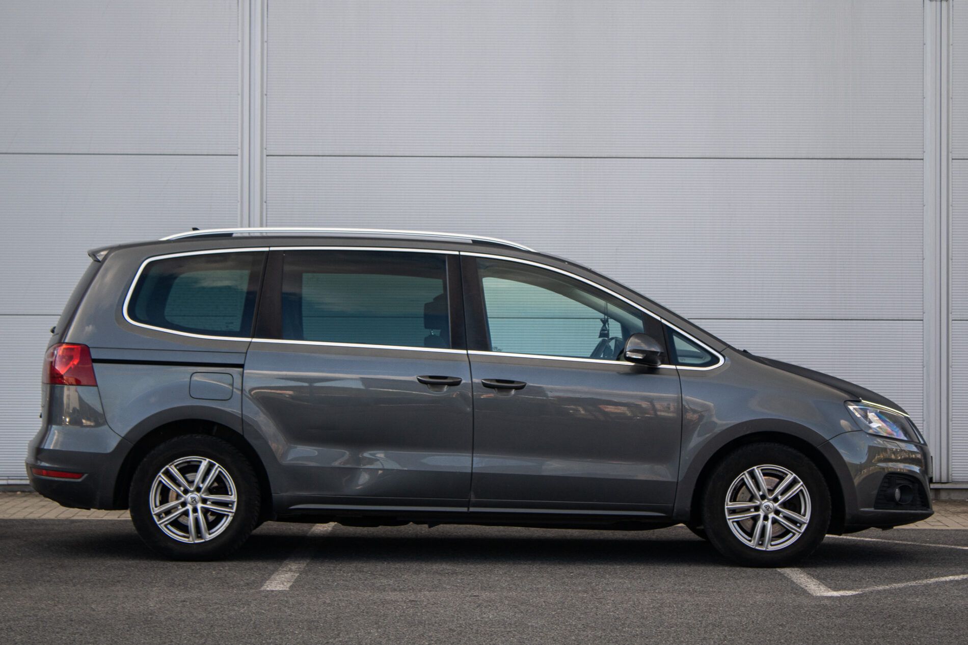 Seat Alhambra - fotka 4