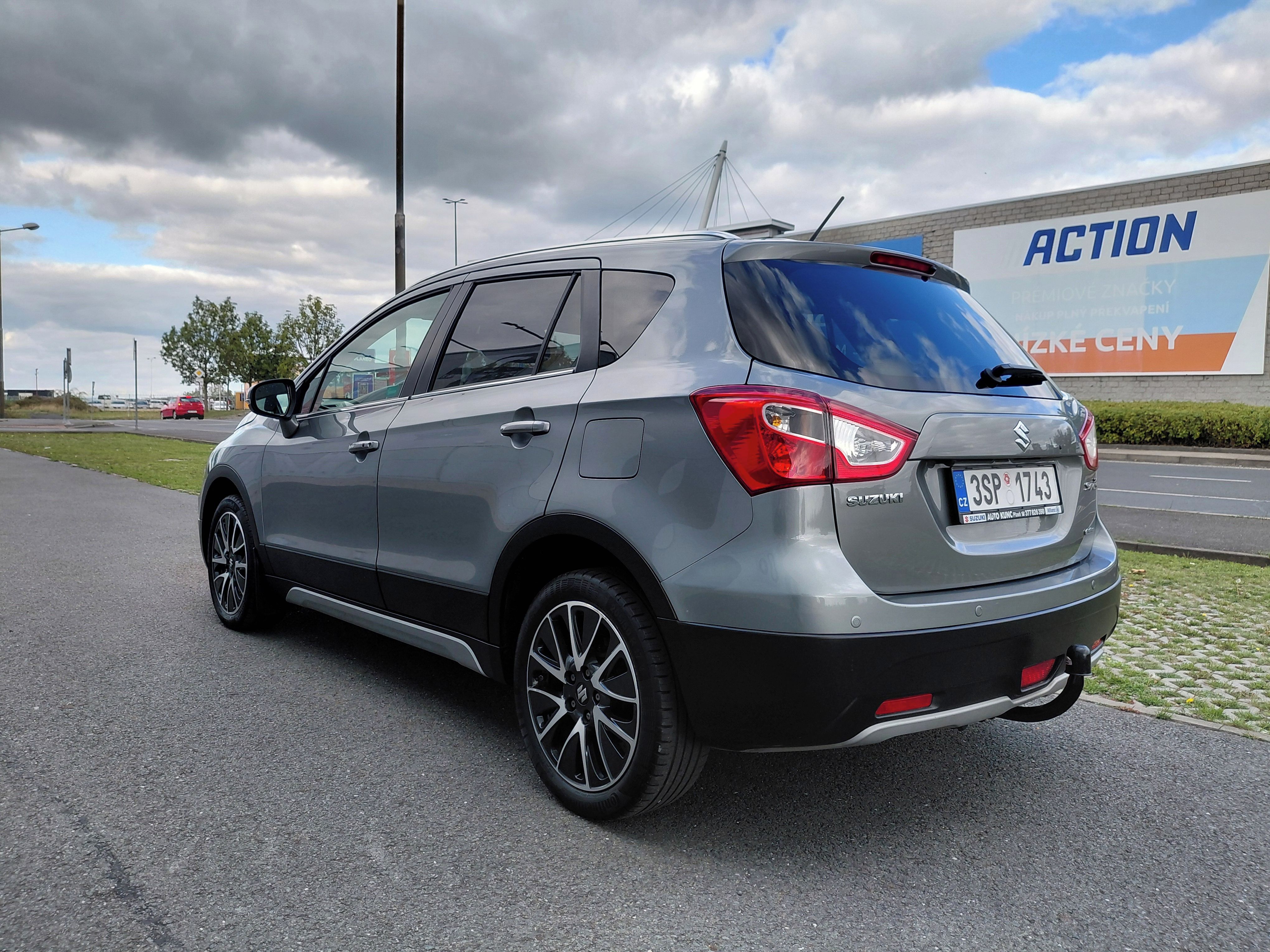 Suzuki SX4, 1.6i 88KW 4x4 1MAJ EXTRA PĚKNÉ - fotka 5