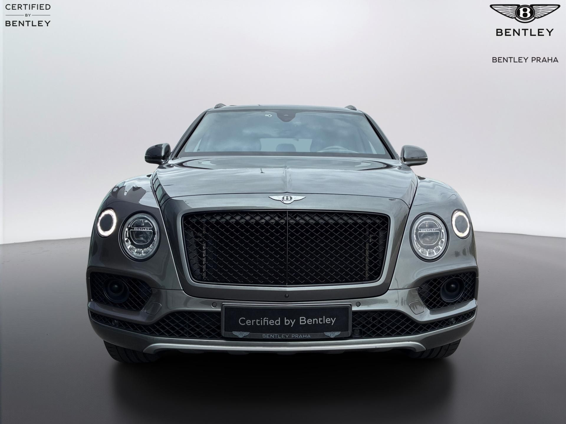 Bentley Bentayga, V8 - fotka 4