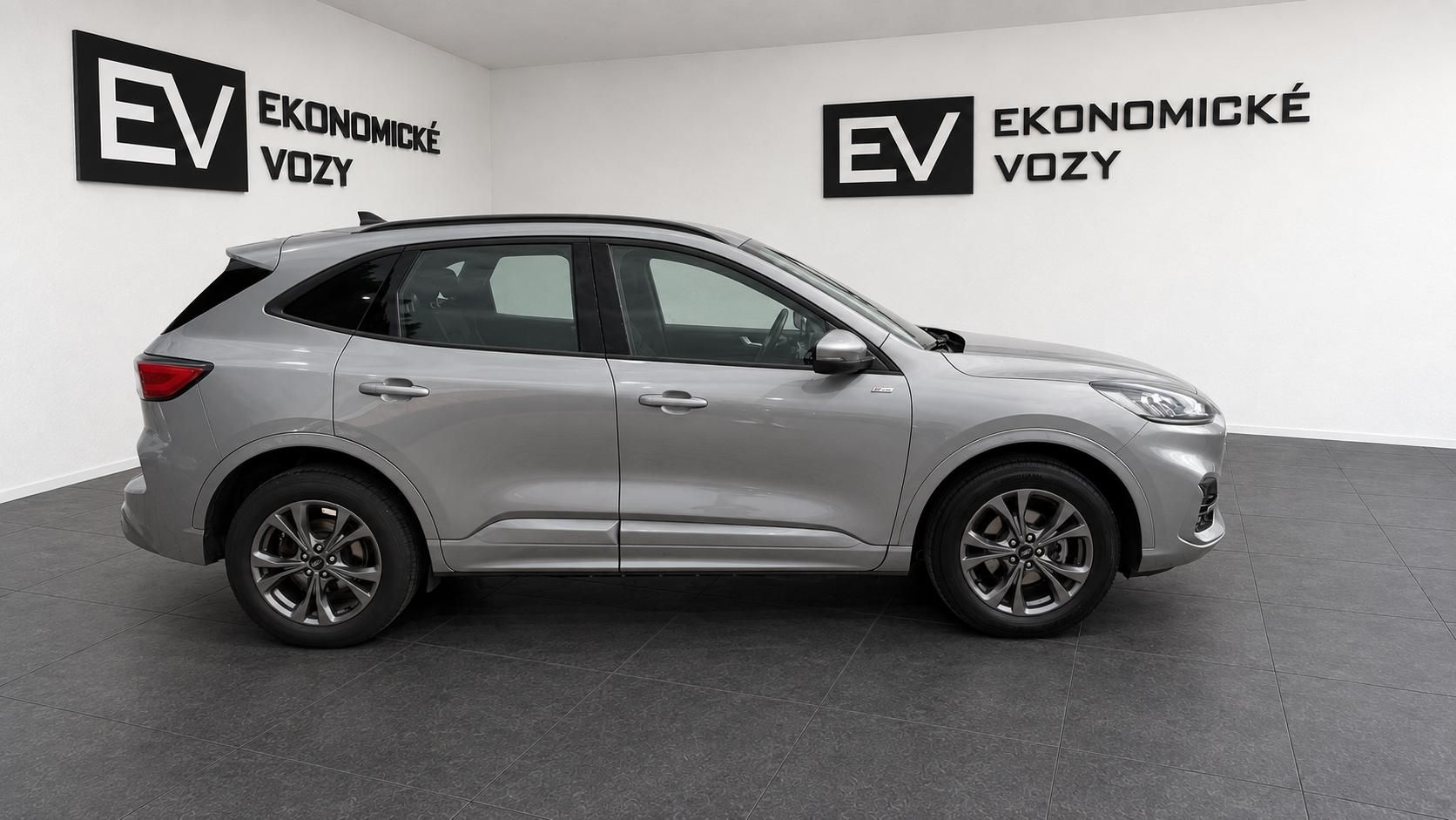Ford Kuga, 2.5 phev, ST-LINE,50KM DOJEZD