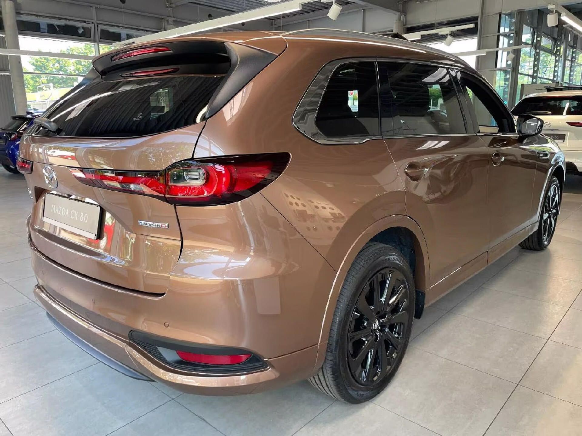 Mazda CX-80, 3.3D Homura+ 7míst Pano - fotka 4