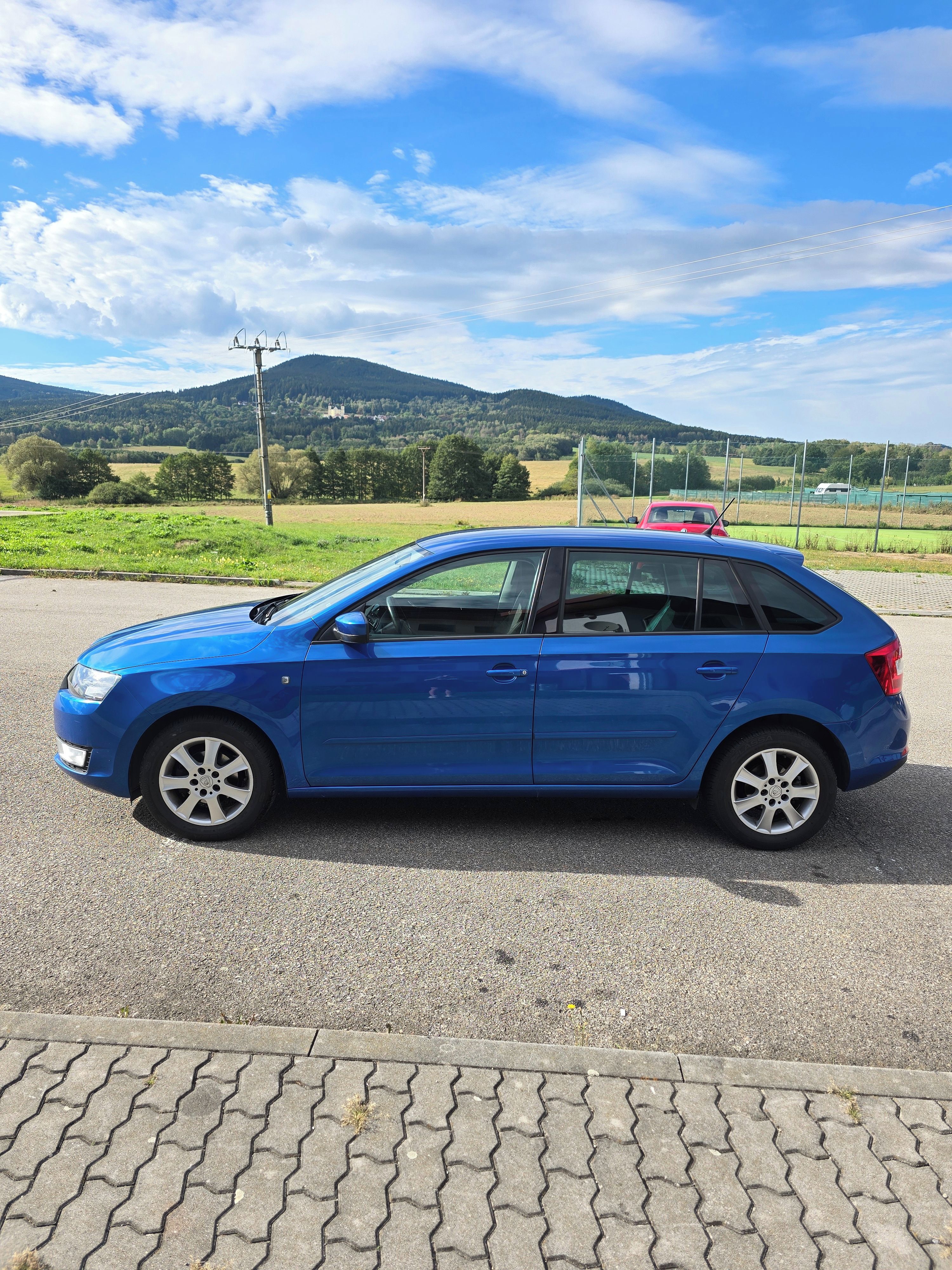 Škoda Rapid, 1.2 TSI SPACEBACK Ambition - fotka 4