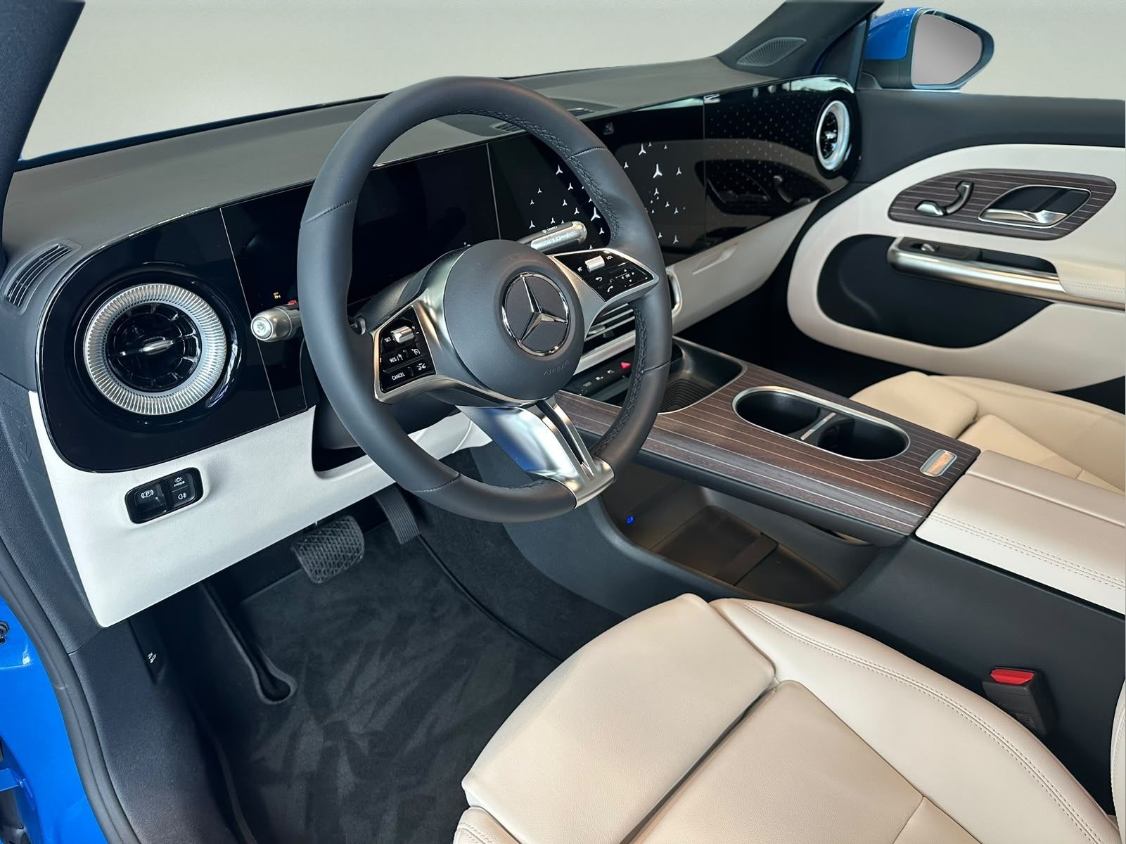 Mercedes-Benz GLB, 200 - fotka 6