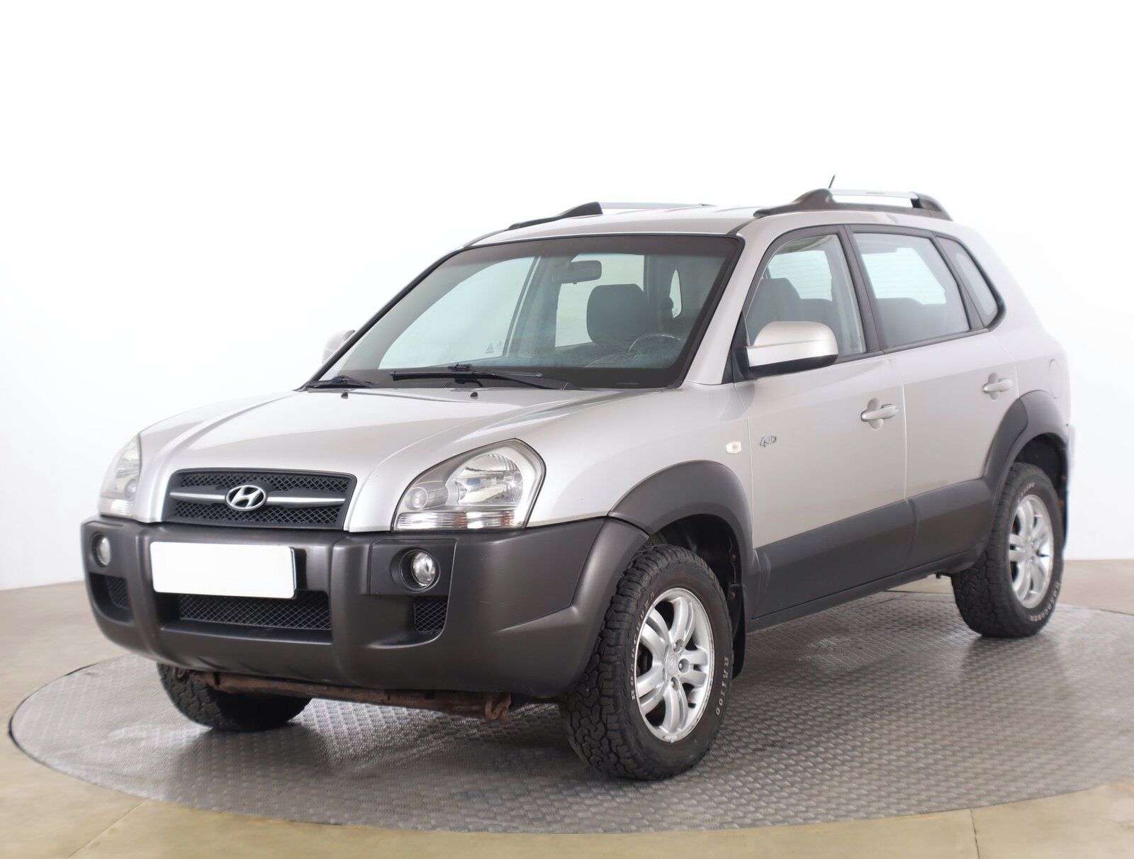 Hyundai Tucson, 2.0 CRDi, 4X4, rezervace - fotka 2