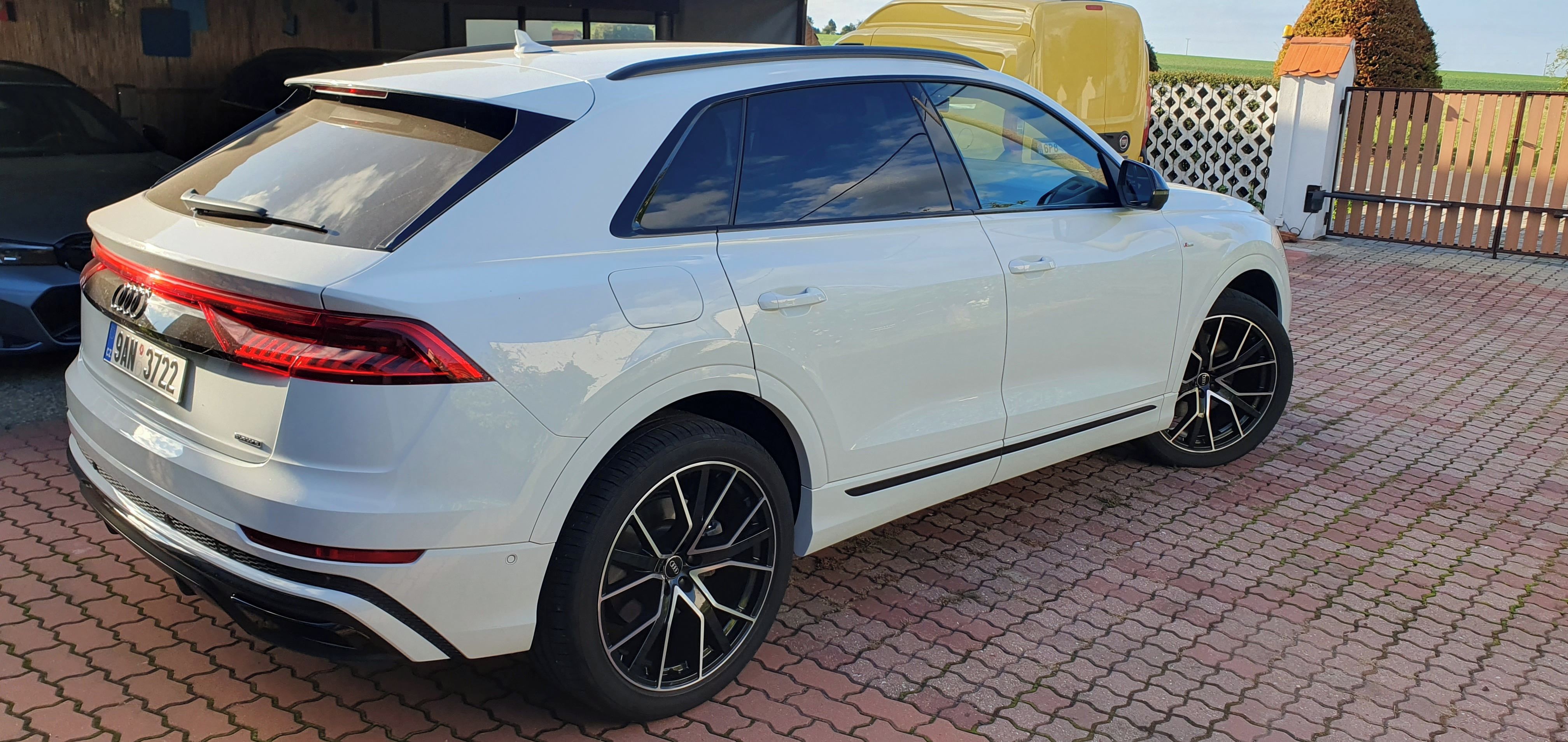 Audi Q8, AUDI Q8 50TDI S LINE QUATTRO - fotka 6