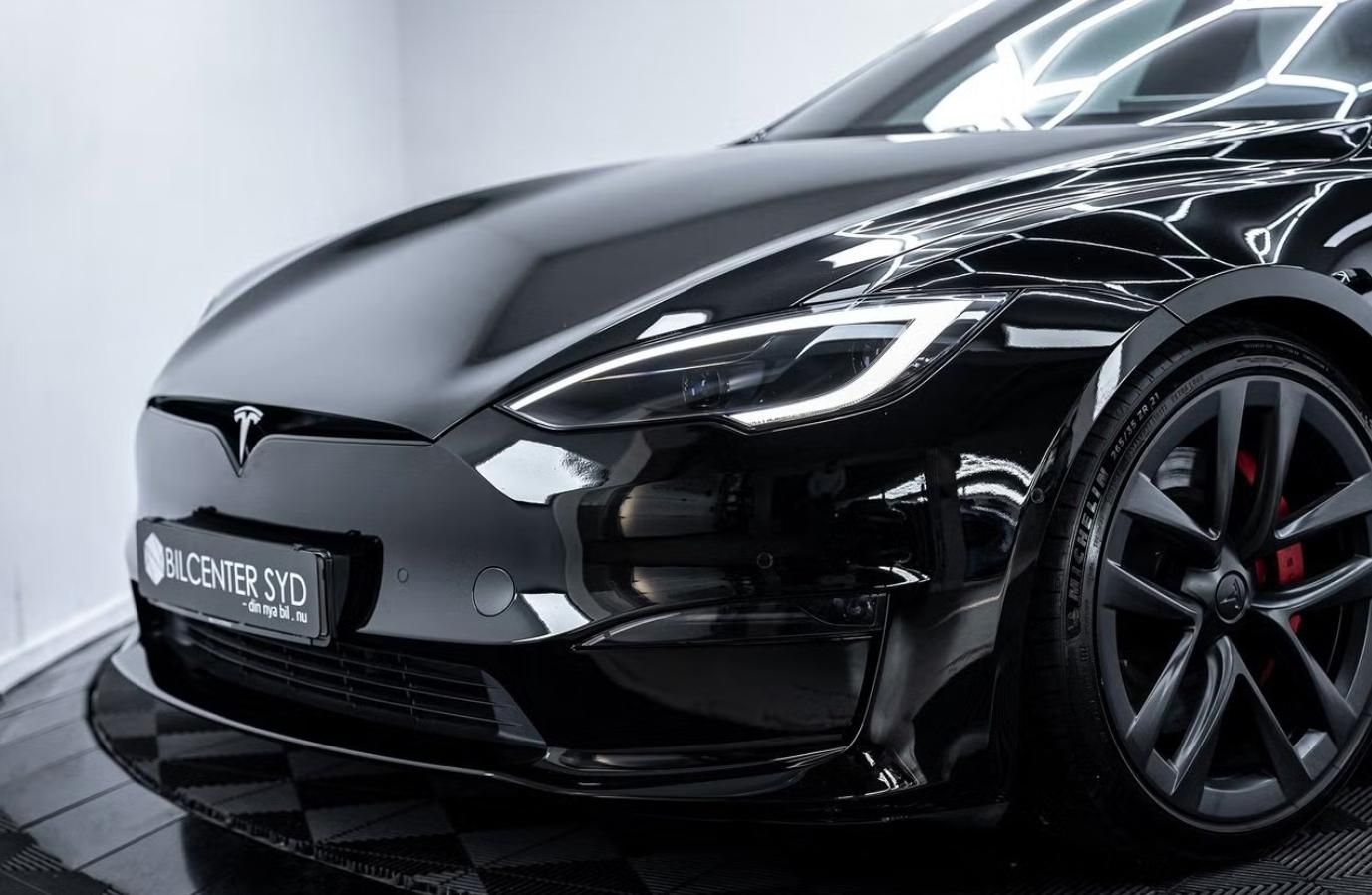 Tesla Model S, Plaid AWD Tažné Yoke Panorama - fotka 2