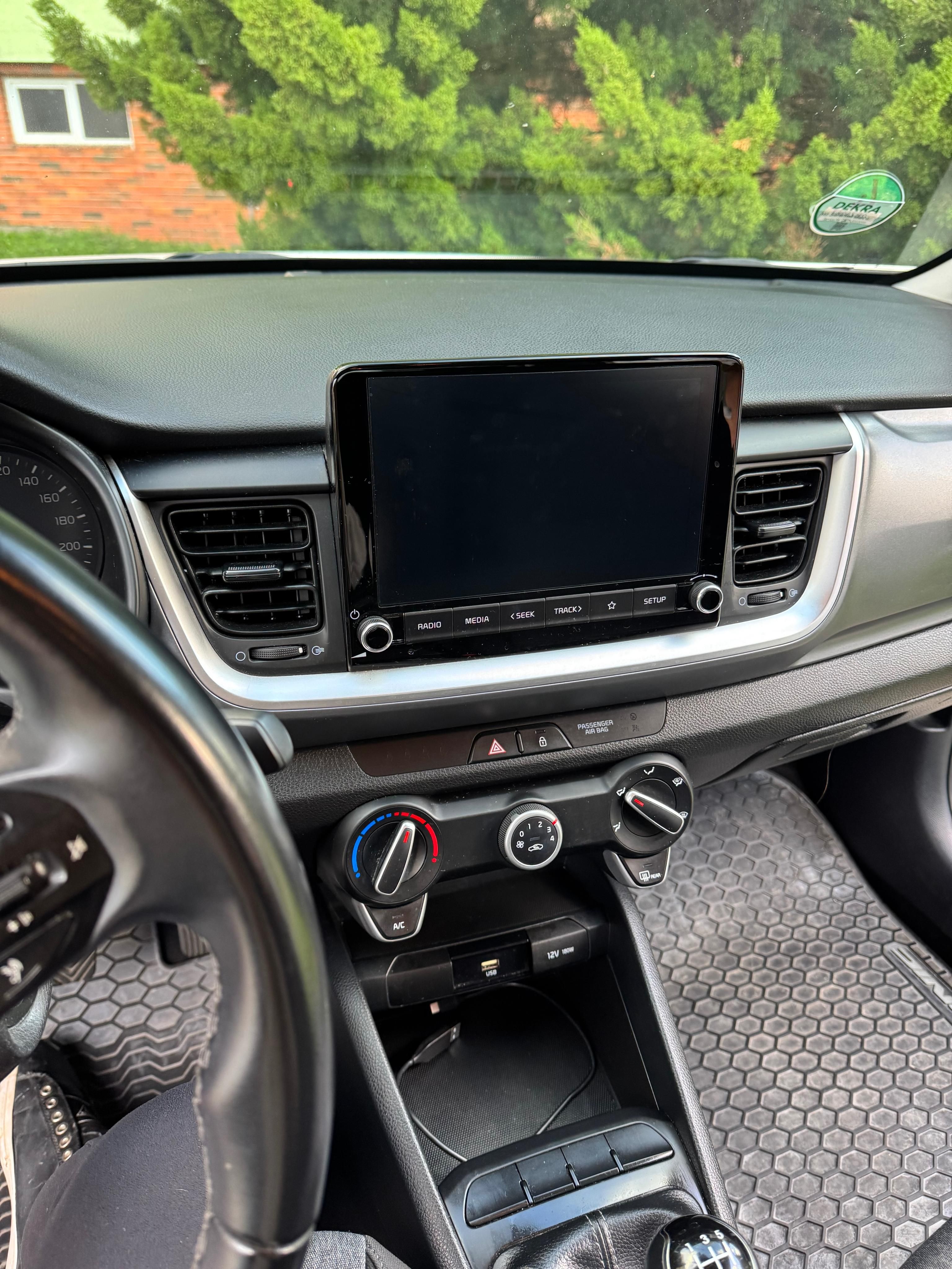 Kia Stonic - fotka 5