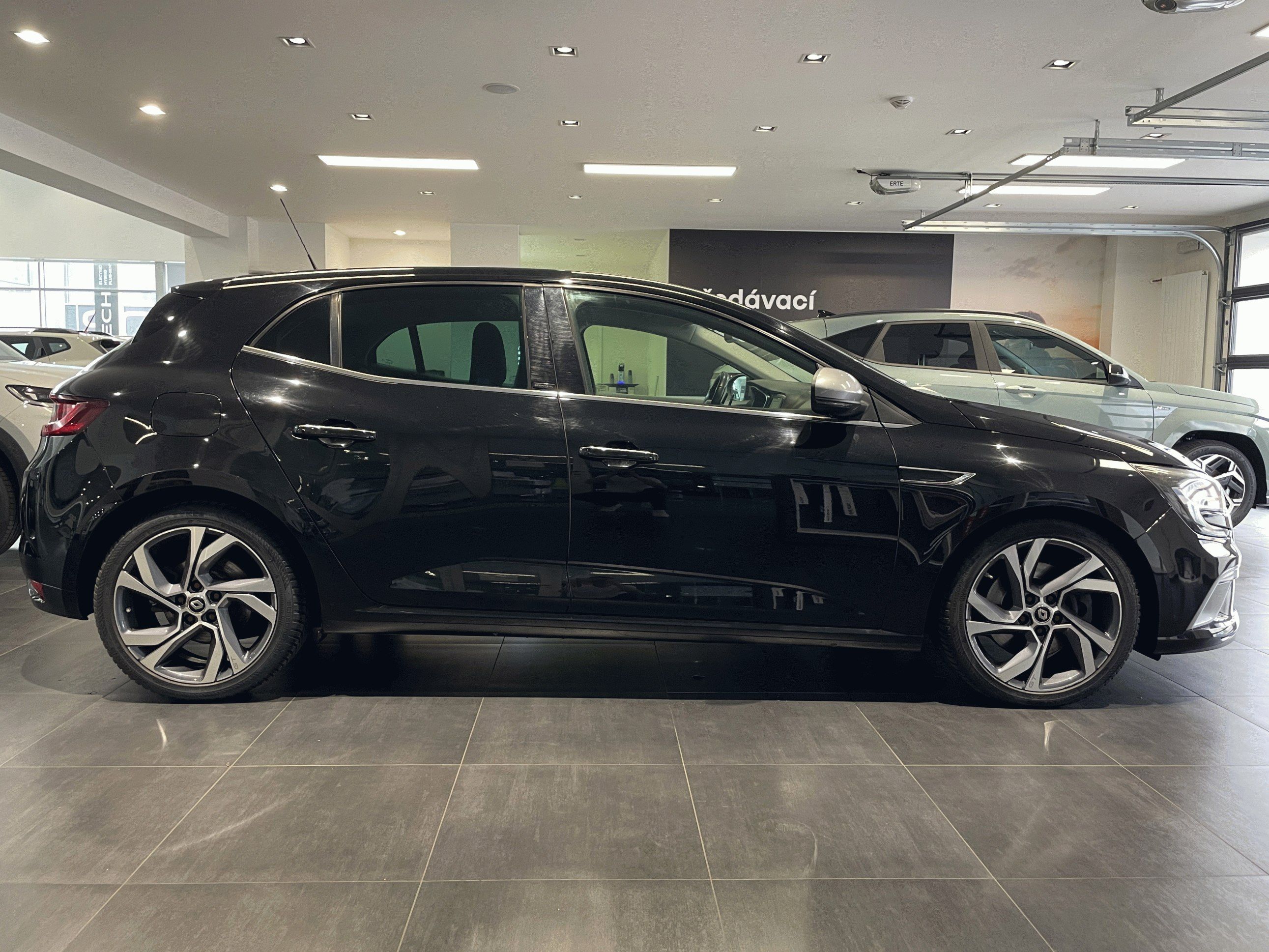 Renault Mégane, GT Energy TCe205 EDC - fotka 5