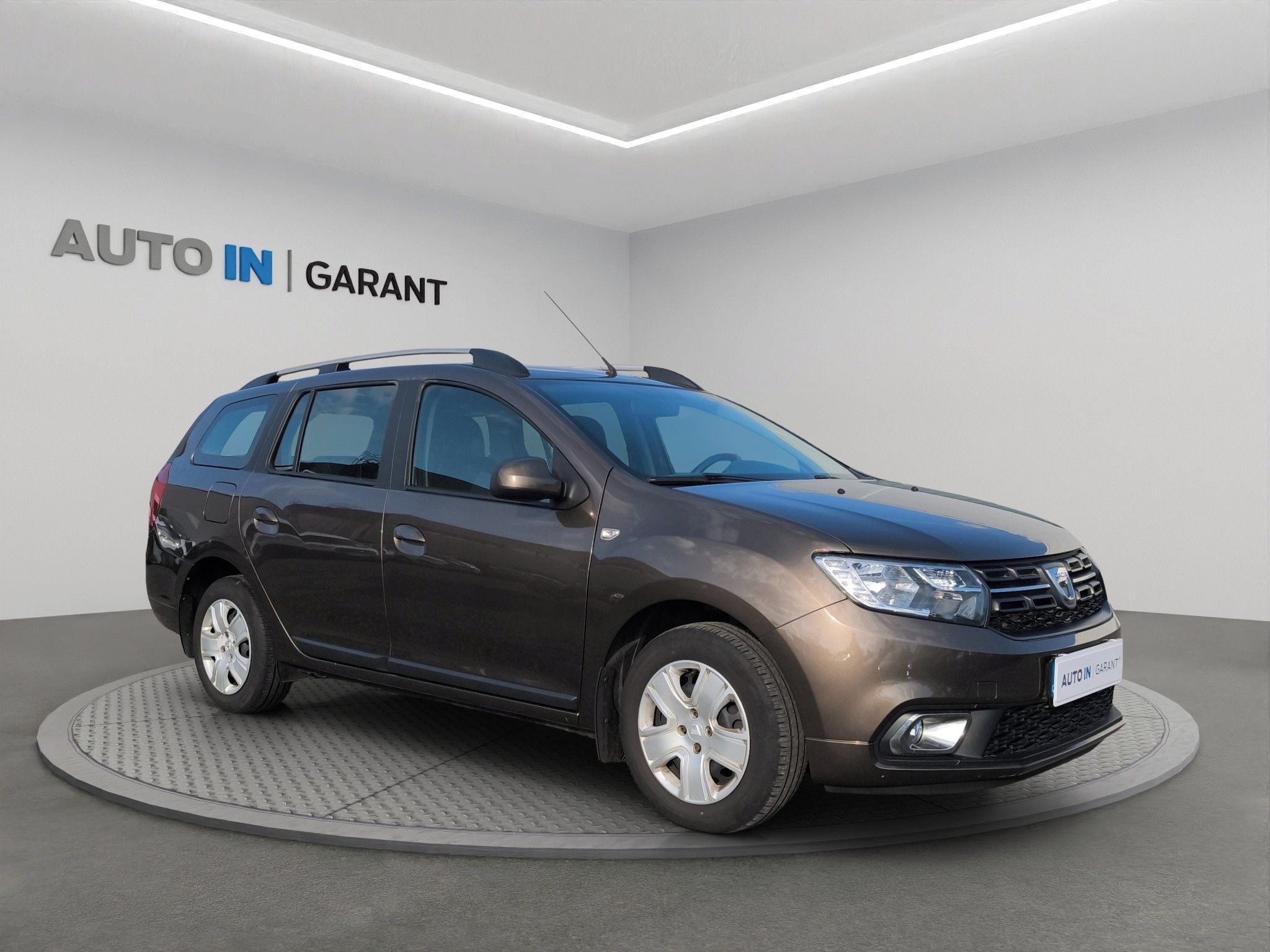 Dacia Logan, MCV 1.0 54kW, ČR, 1. Maj., Kli - fotka 3