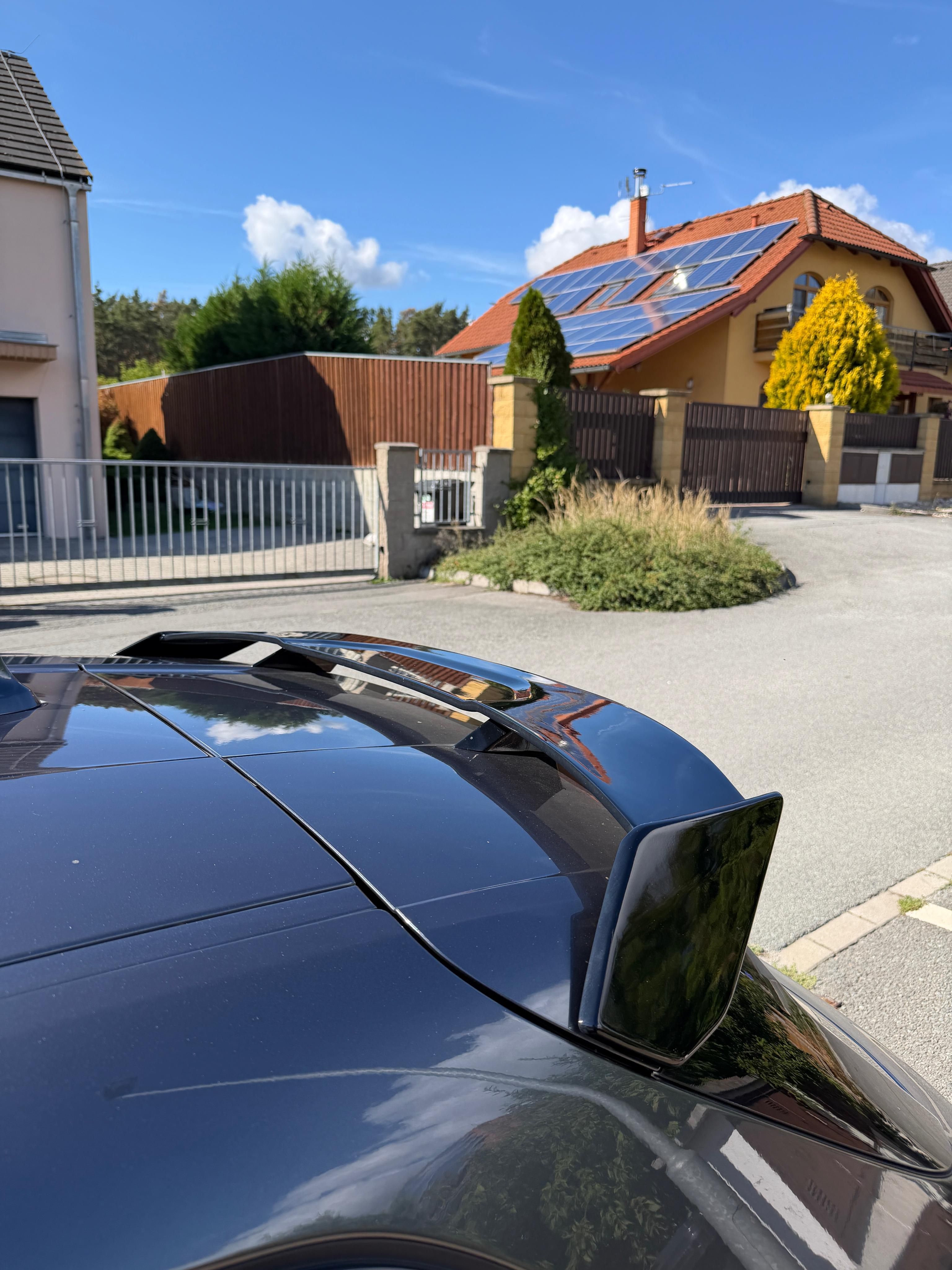 BMW Řada 1, BMW 120d xDrive M-Paket - fotka 6