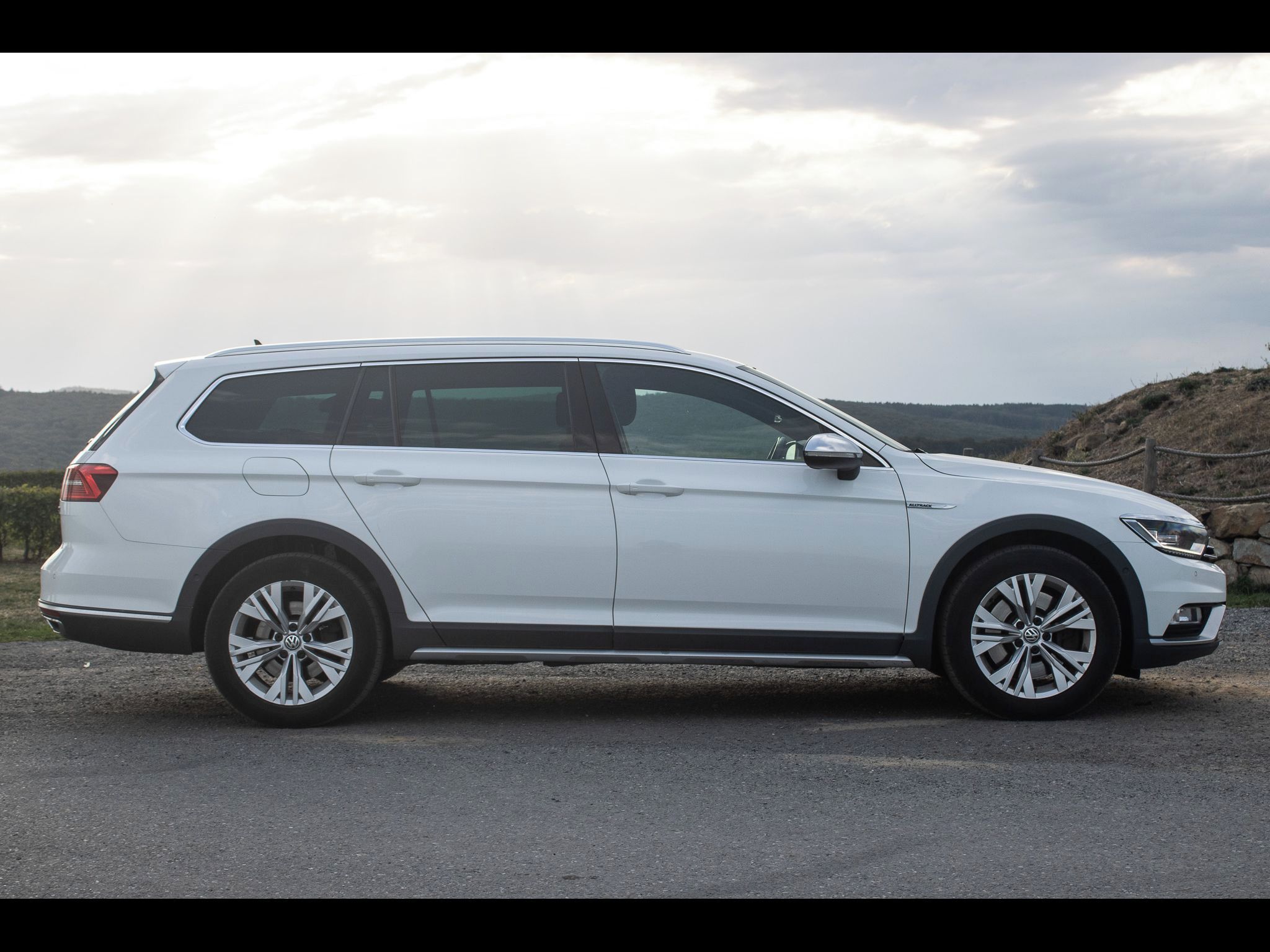Volkswagen Passat - fotka 4