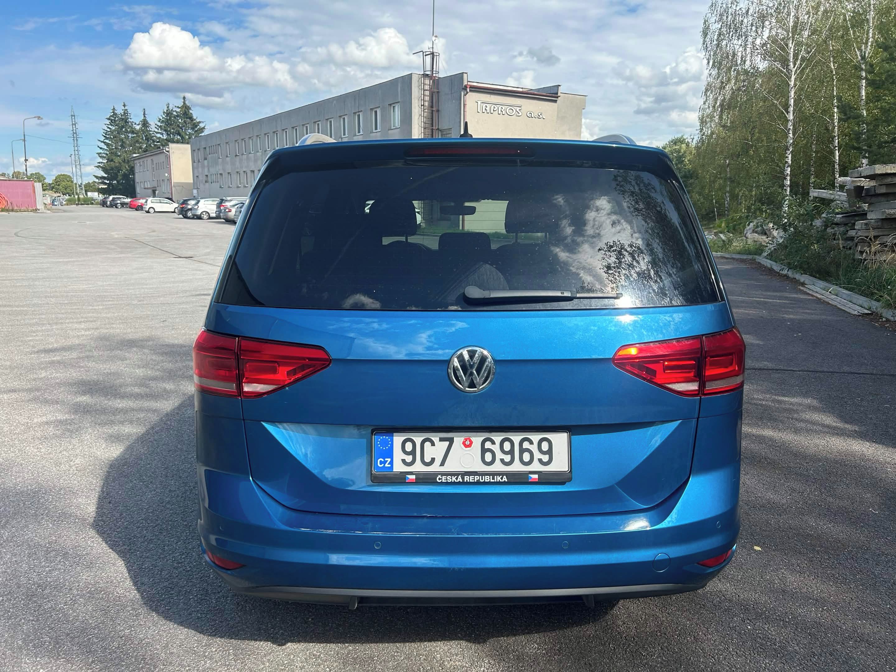 Volkswagen Touran, *1.6 TDI* *85 KW* 7 MÍST* - fotka 5