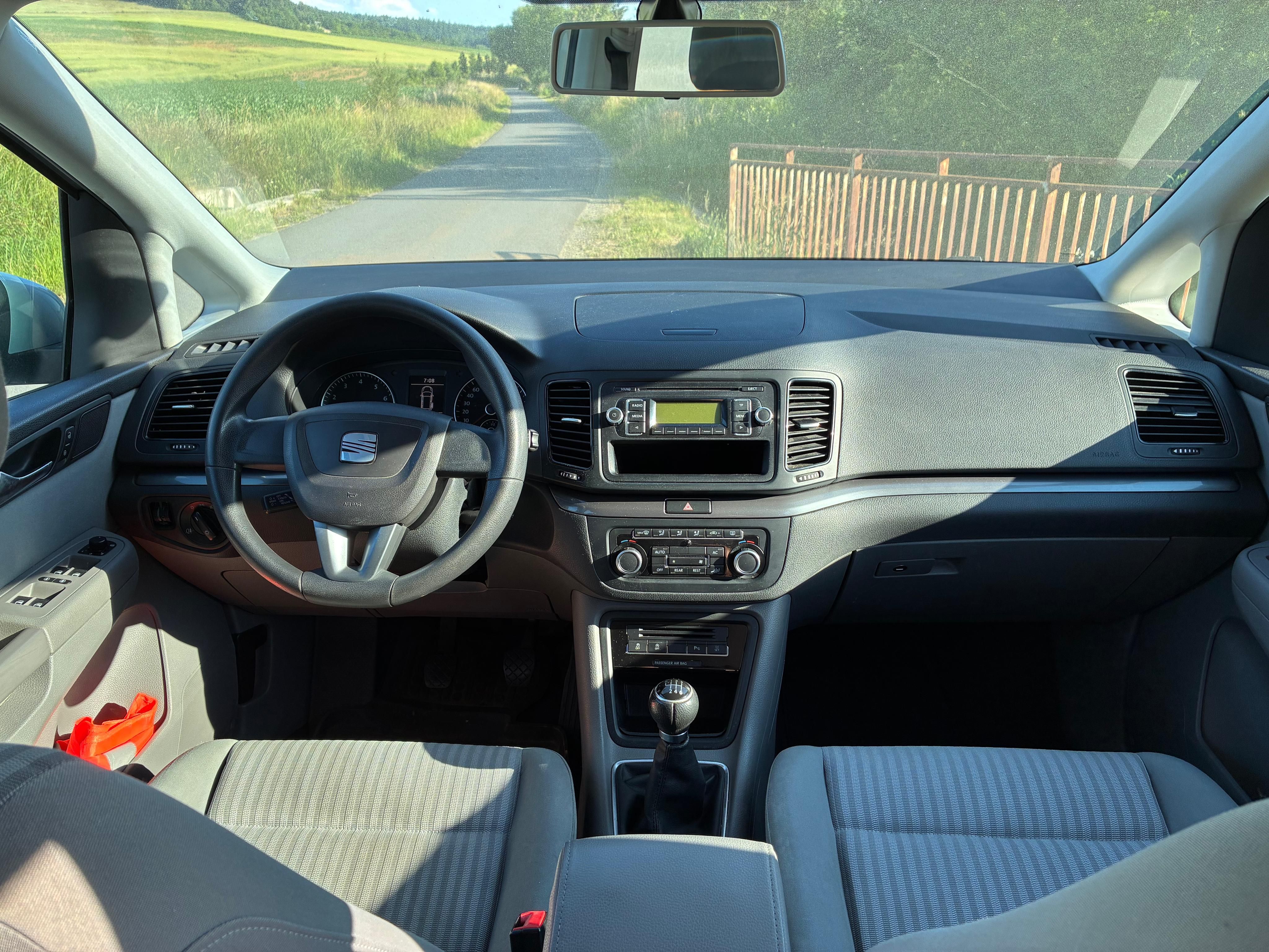 Seat Alhambra, 1.4 benzín, 7míst, nová STK - fotka 5