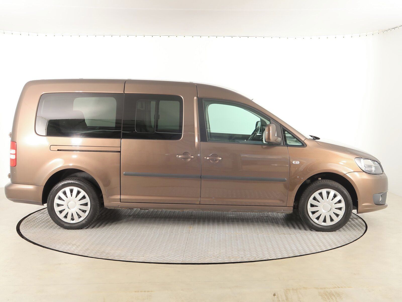 Volkswagen Caddy, Maxi 1.6 TDI, 7Míst, ČR, 1Maj - fotka 6