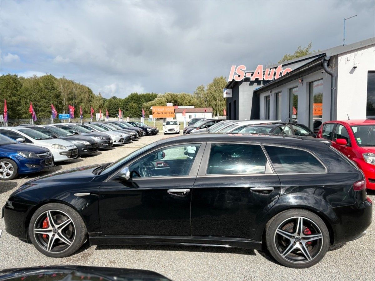 Alfa Romeo 159, 2,2 TI COMBI  136 kw - fotka 6