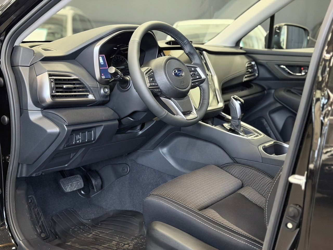 Subaru Outback, 2.5i 4WD Active - fotka 6