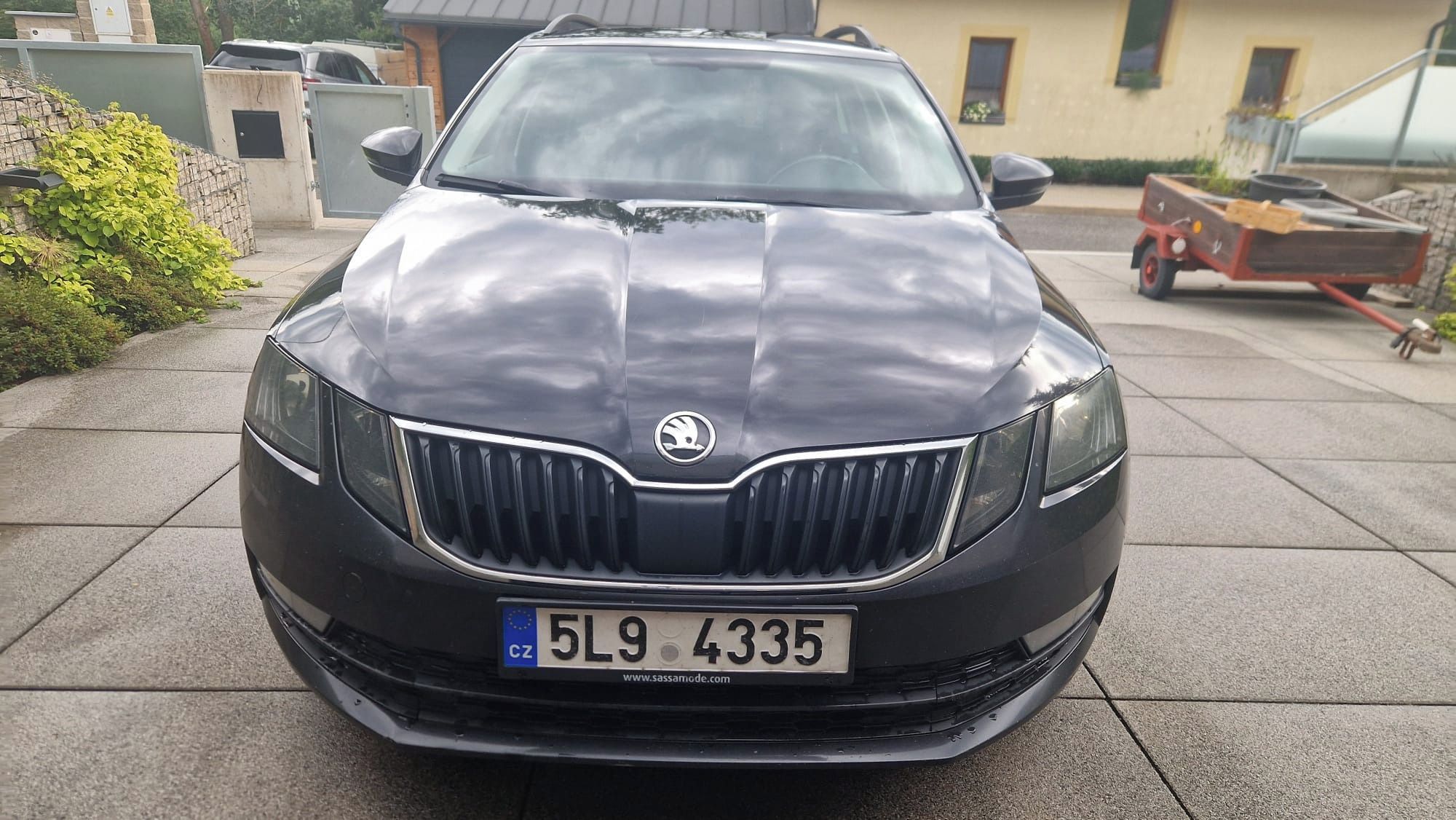Škoda Octavia, 1.6 TDI, autorizovaný servis - fotka 3