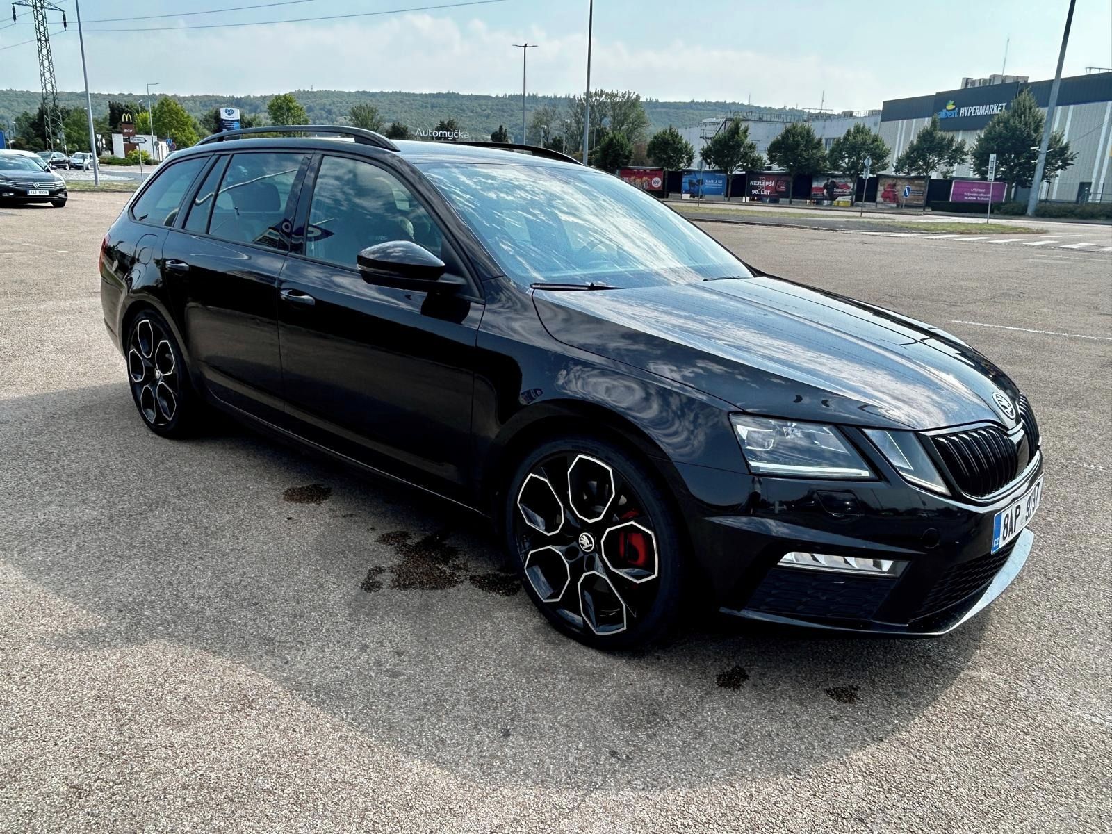 Škoda Octavia - fotka 2