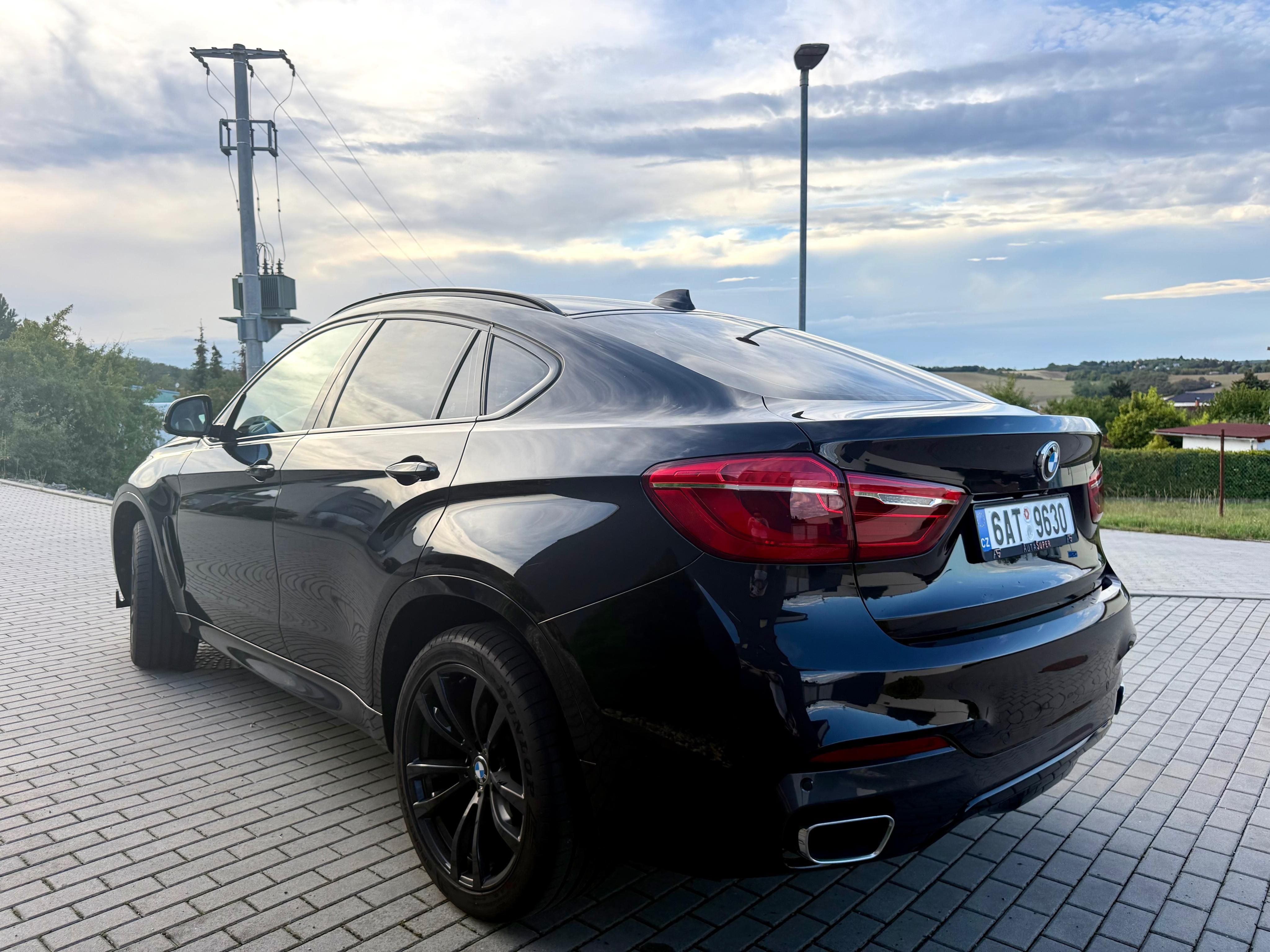 BMW X6, BMW X6, xDrive40d, ČR, tažné - fotka 4