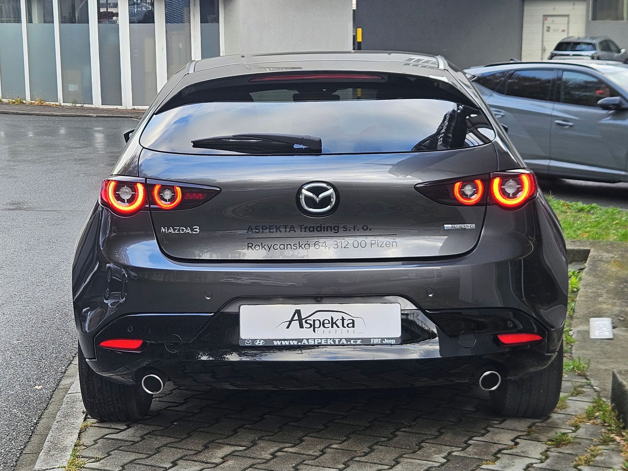 Mazda 3, 2.5l e-SKYACTIV G, 1.majitel - fotka 4