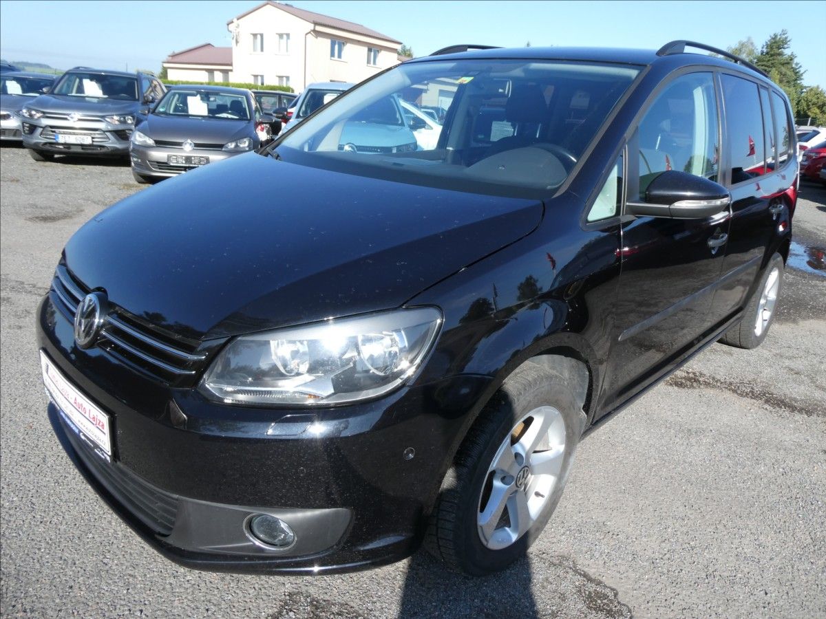 Volkswagen Touran, 1,6 TDi 77kW 7.MÍST,navigace - fotka 5