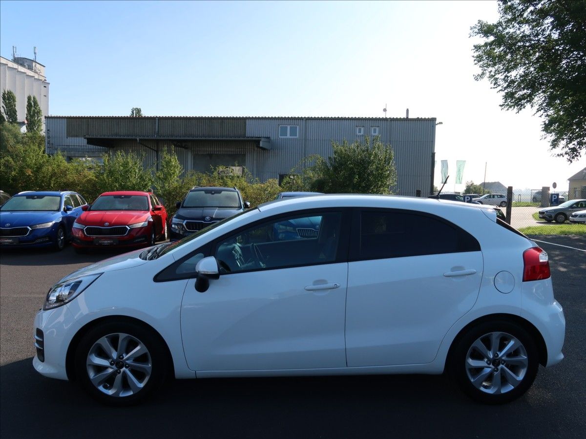 Kia Rio, 1,3 CVVT,62kW,1majČR,Serv.kn. - fotka 5