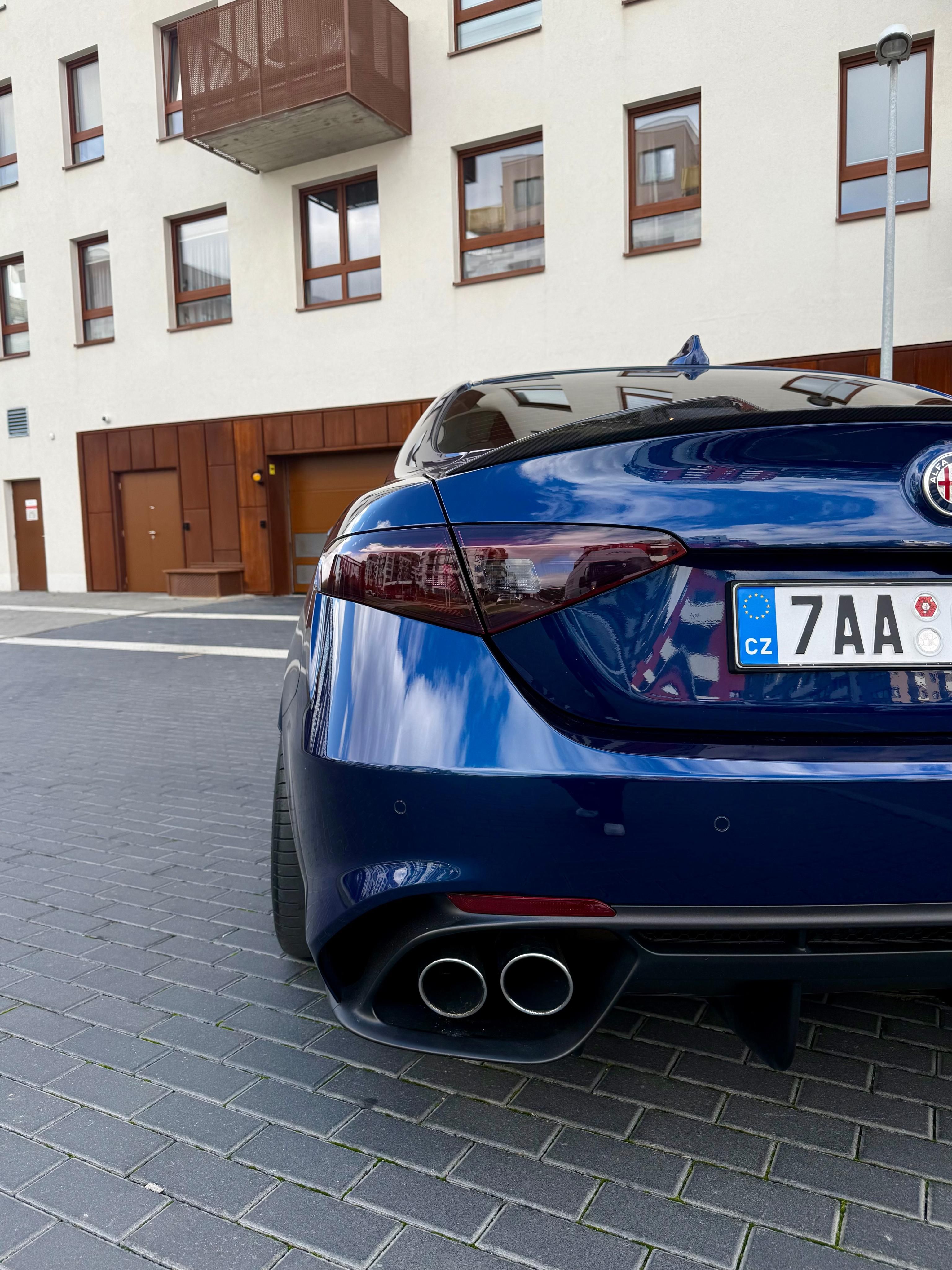 Alfa Romeo Giulia, Quadrifoglio 2.9 V6 BiTurbo - fotka 6