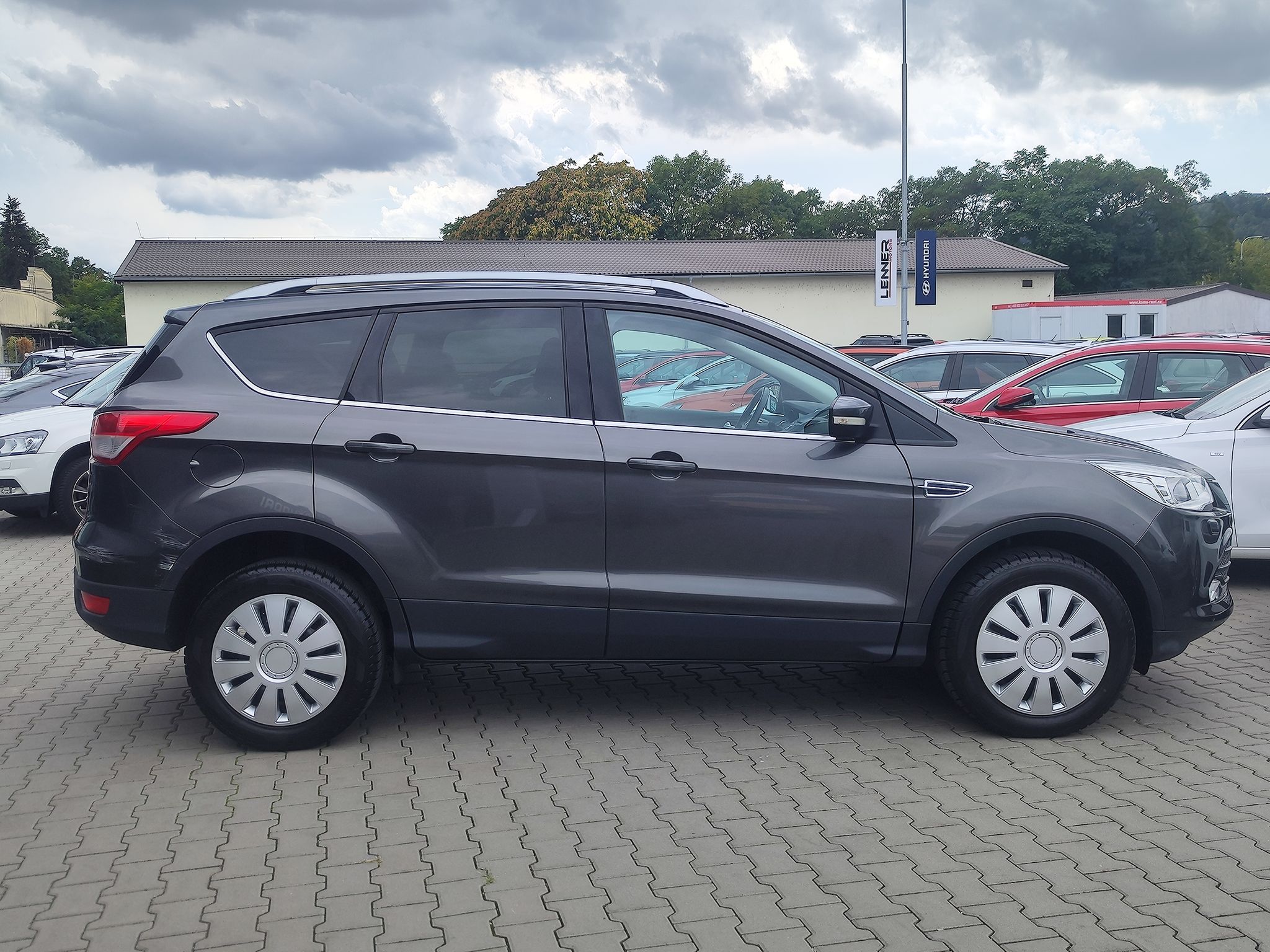 Ford Kuga, 1.5 EB/110kW Sync Edition - fotka 4