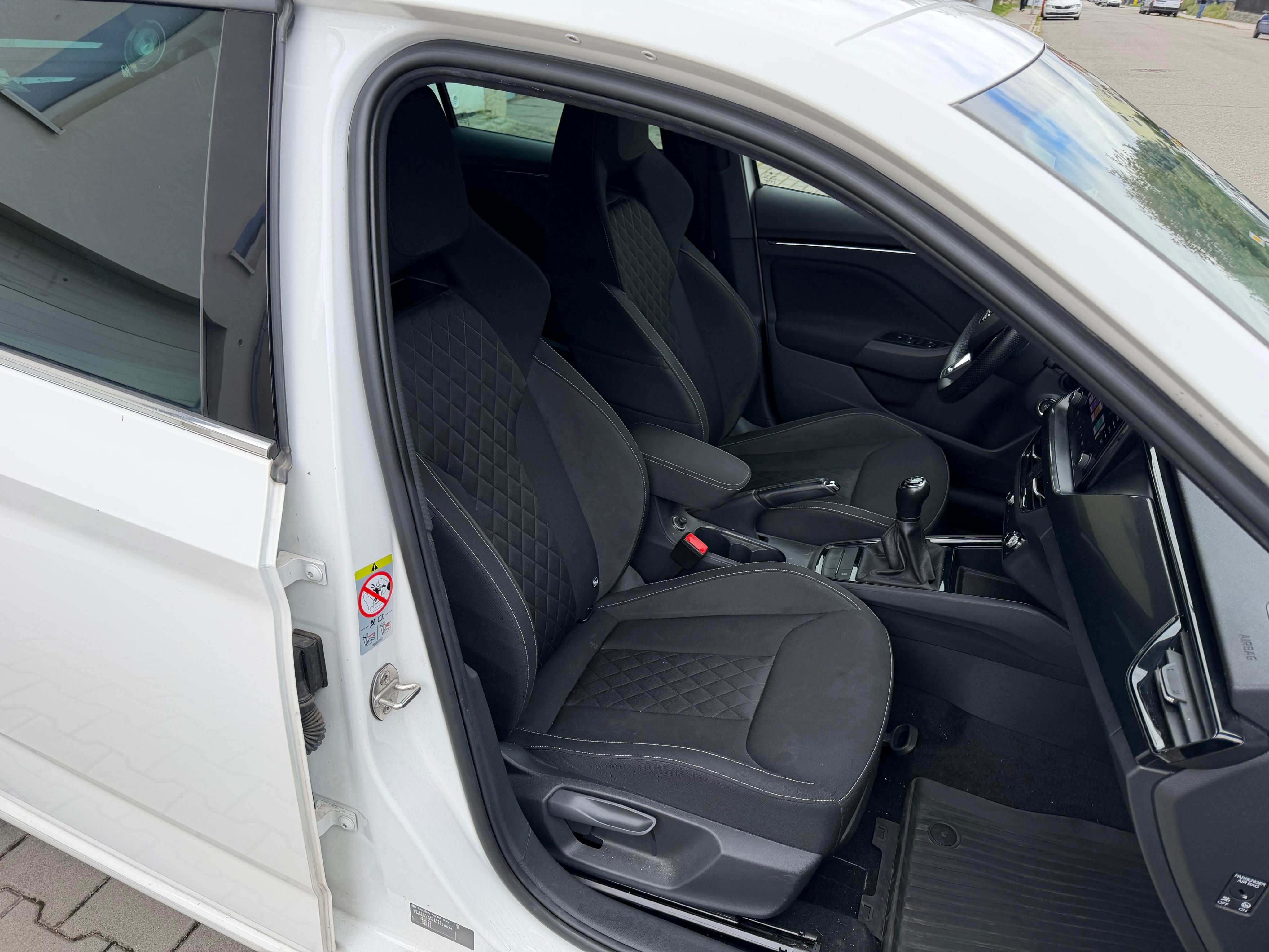 Škoda Scala, 1.0tsi,85kw,ČR, style - fotka 6