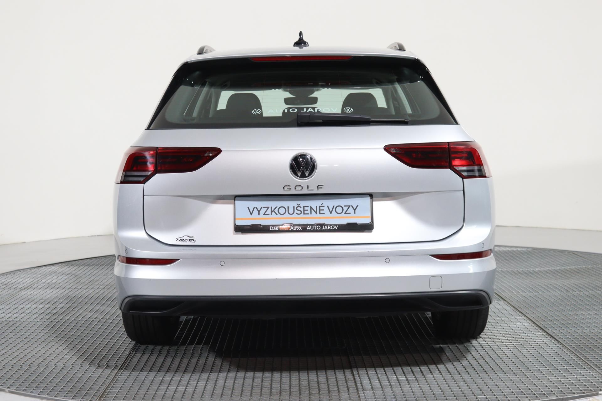 Volkswagen Golf Variant, Life 1,0 TSI 81kW/ LED, ACC - fotka 6