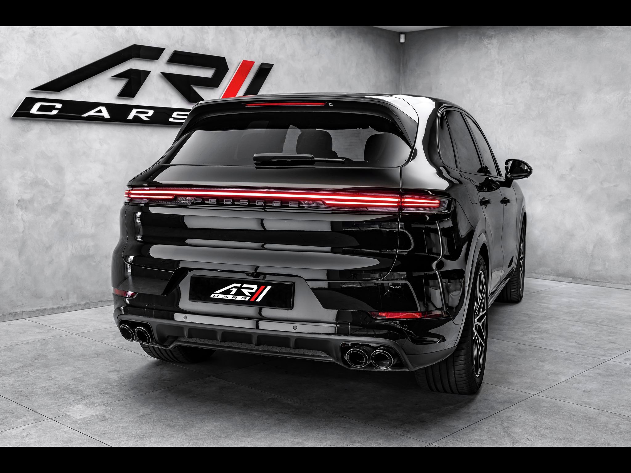 Porsche Cayenne, black edition, soft Bose, PASM - fotka 6