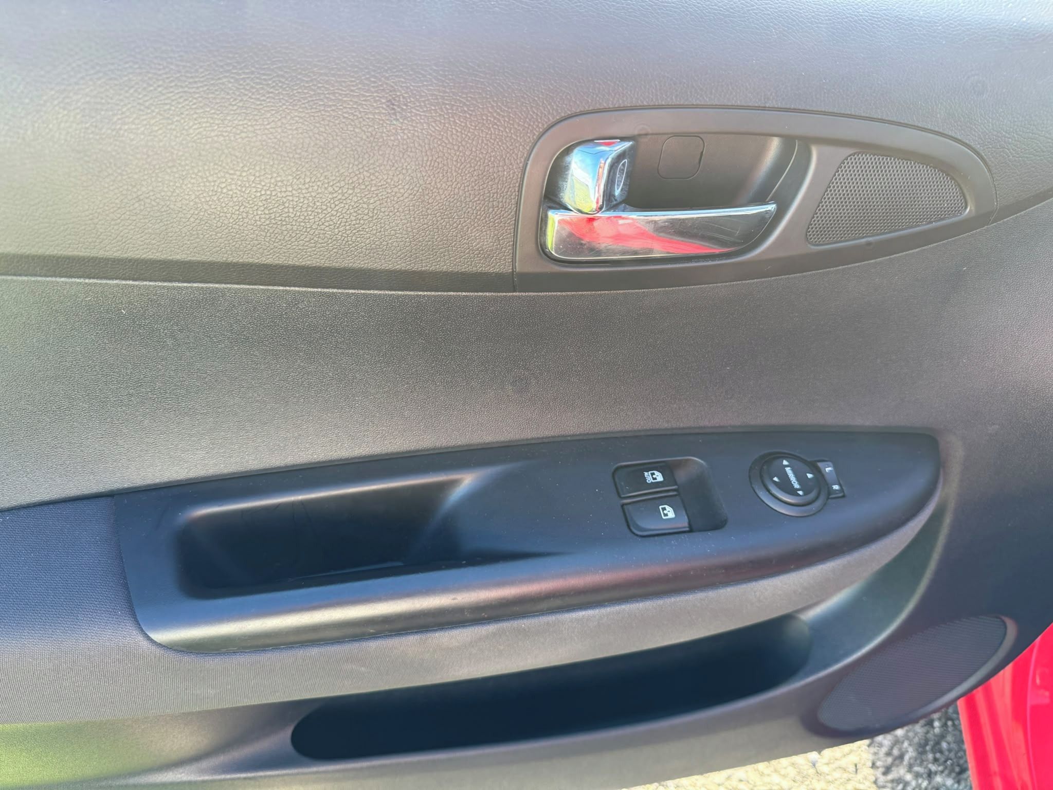 Hyundai i20, 1.2i [telefon skryt]km - fotka 5