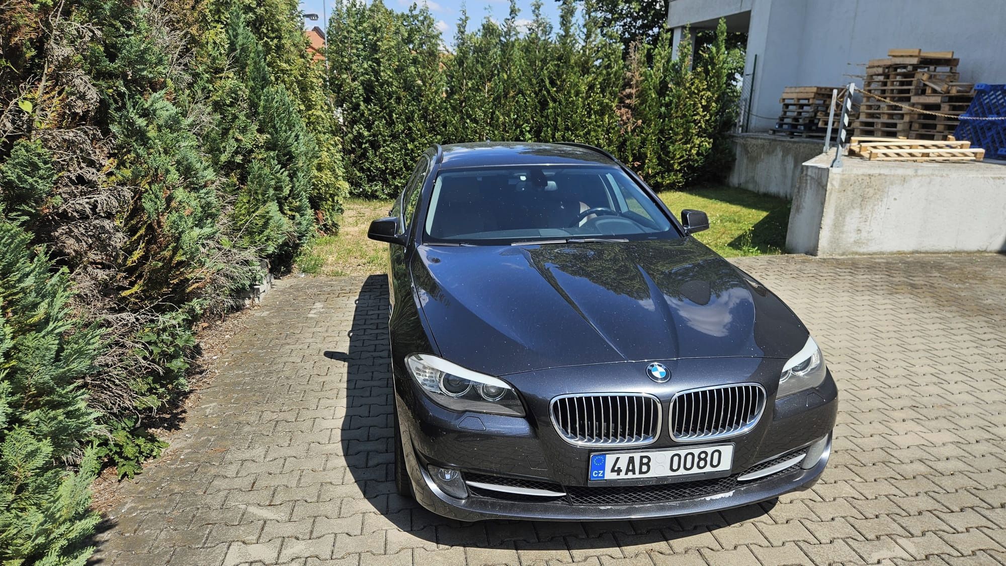 BMW Řada 5, BMW 530d - fotka 2