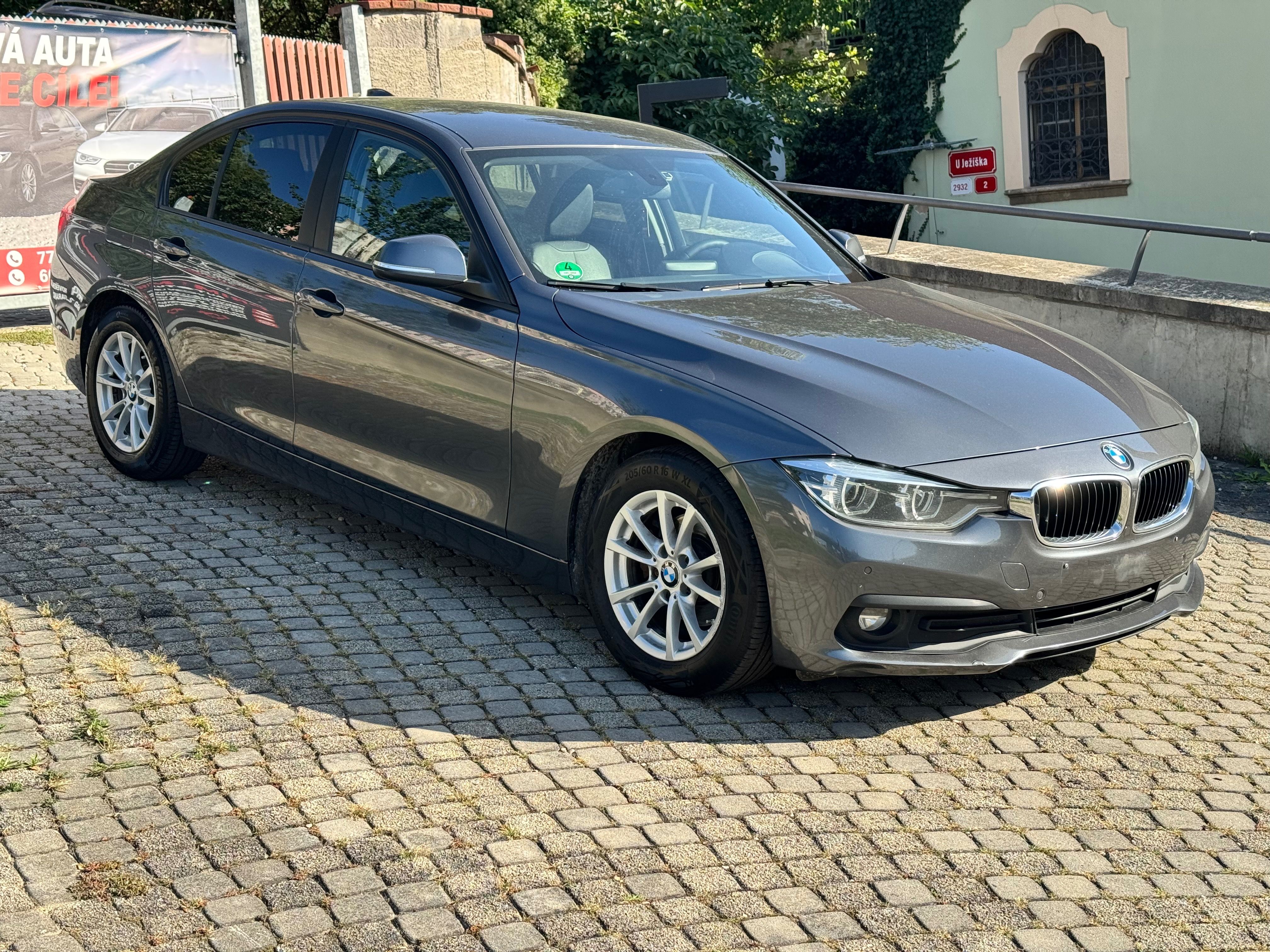 BMW Řada 3, 2.0D - fotka 2