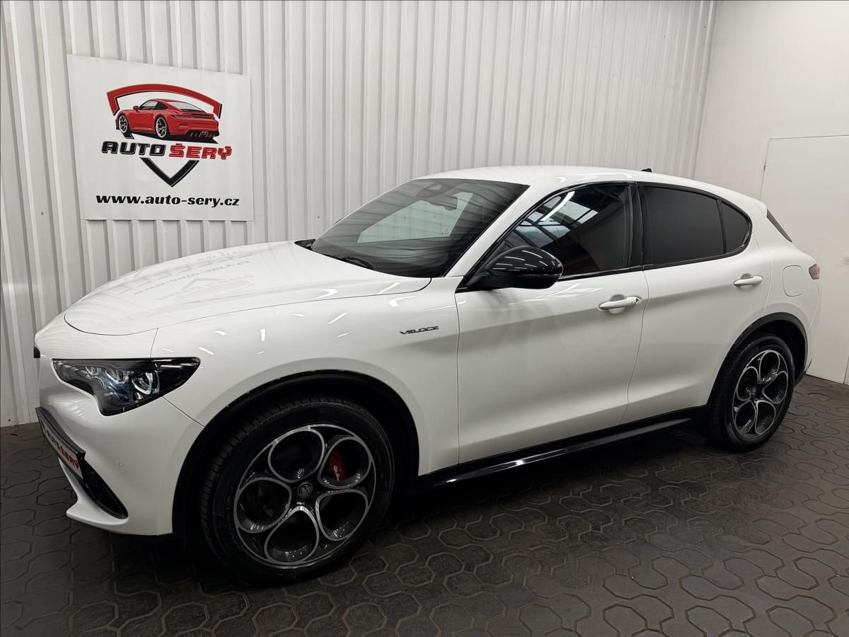 Alfa Romeo Stelvio, VELOCE 154kW Q4 TAŽNÉ MATRIX - fotka 3