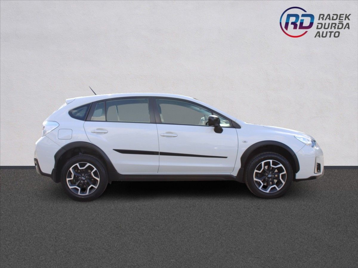 Subaru XV, 2,0 i  ČR,1.MAJITEL,4x4 - fotka 4